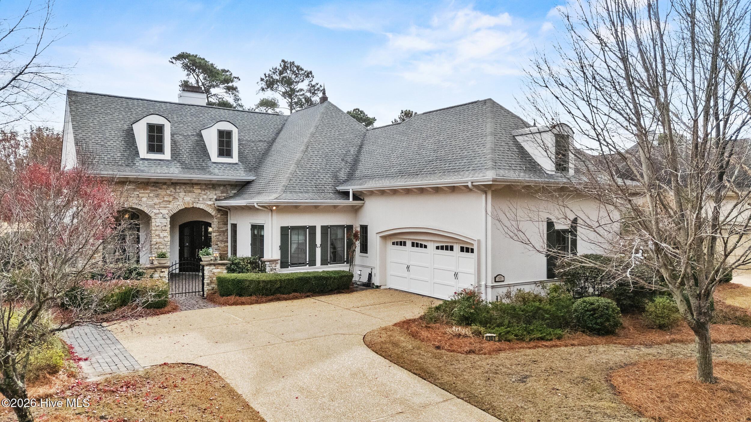 100547162 | Photo 61