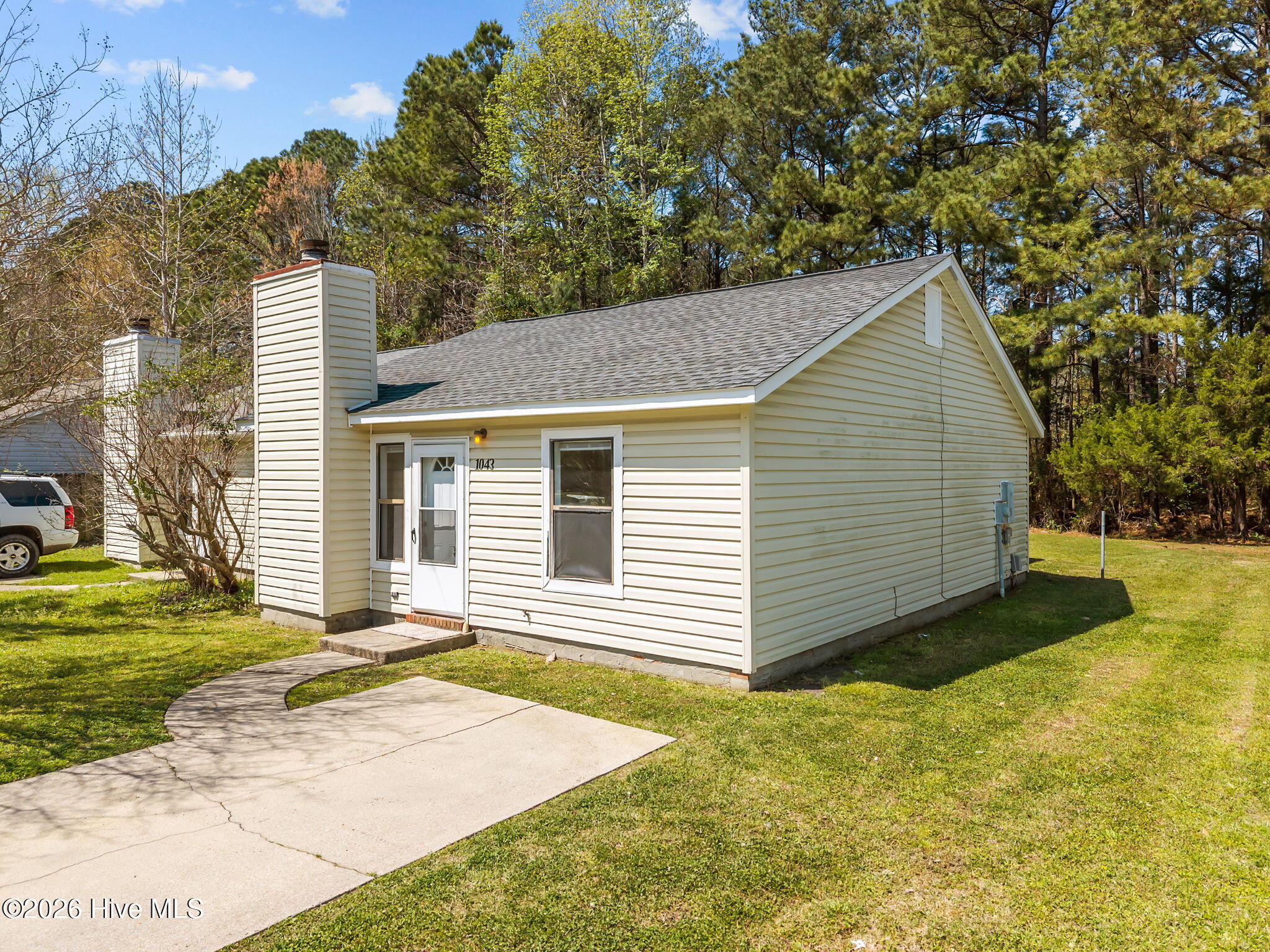 100563578 | Photo 30