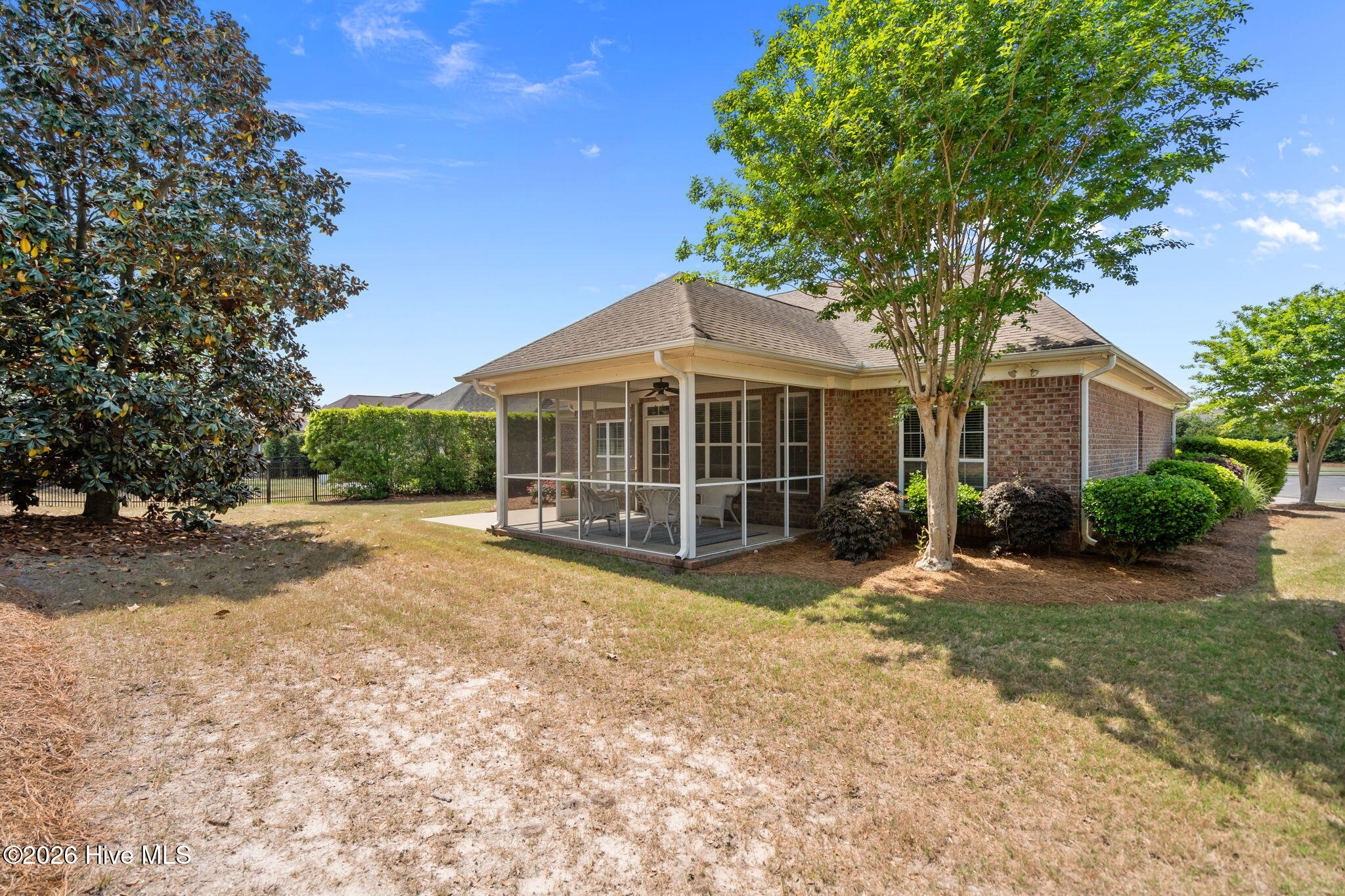 100568496 | Photo 47