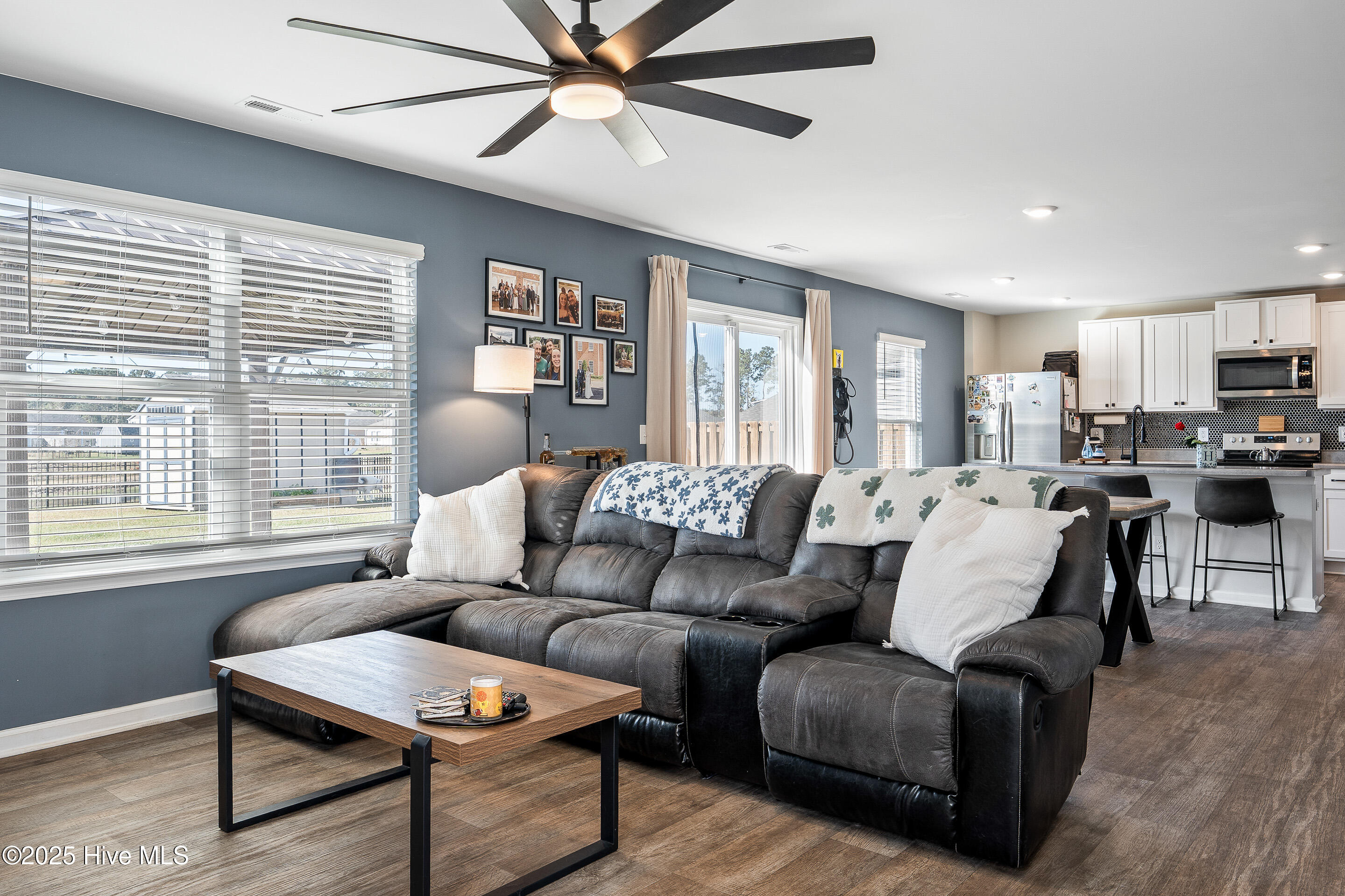 100539247 | Photo 37