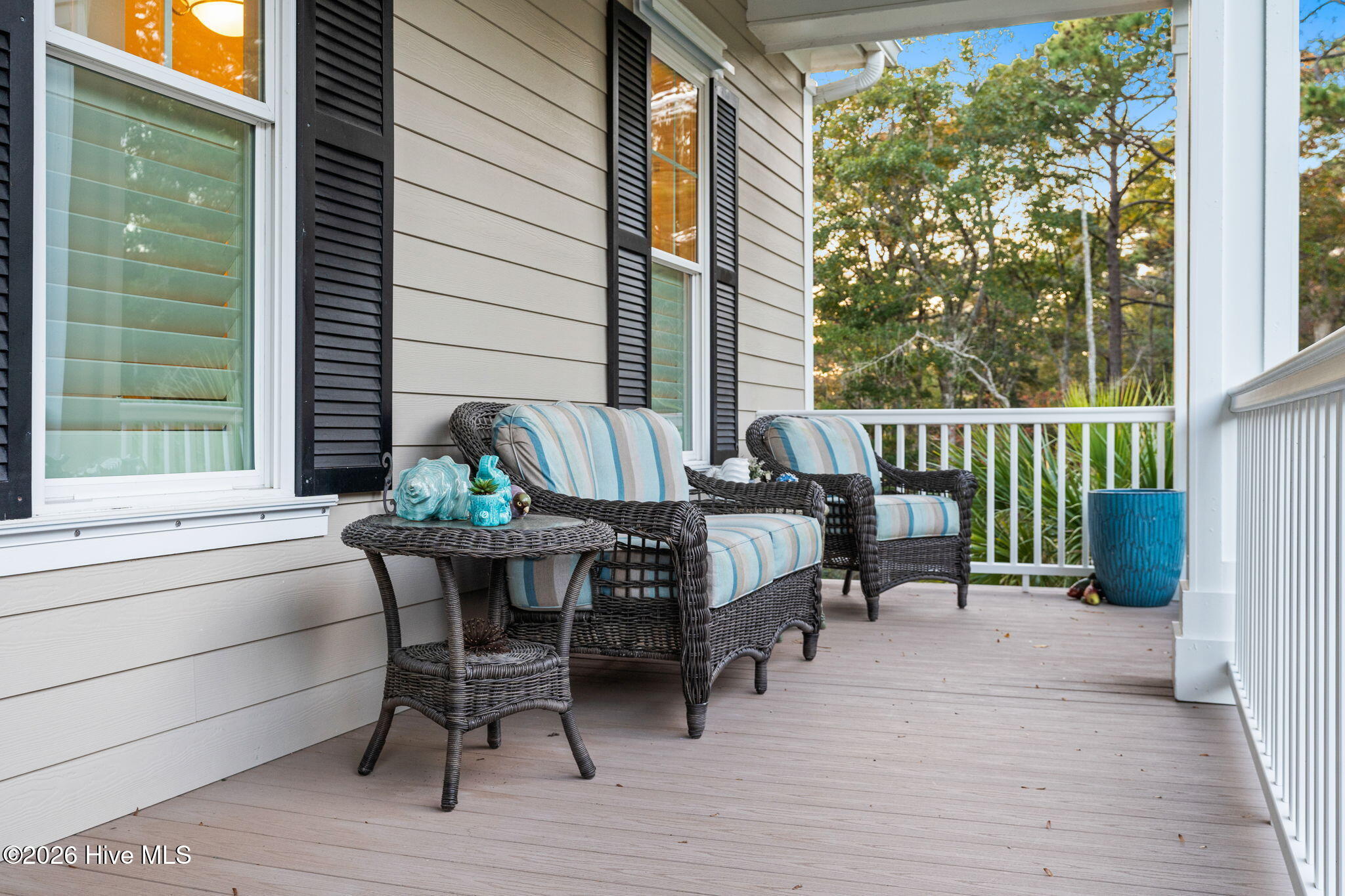 100549947 | Photo 13