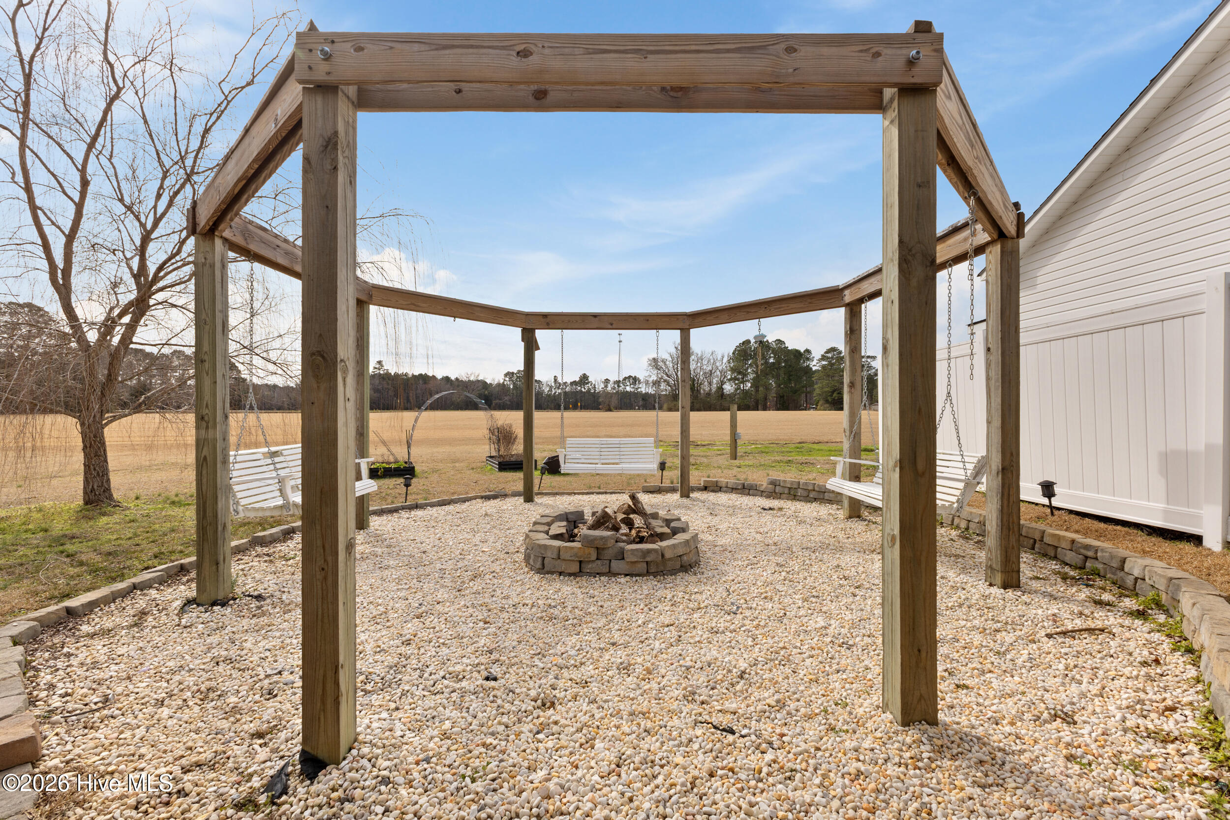 100552427 | Photo 40