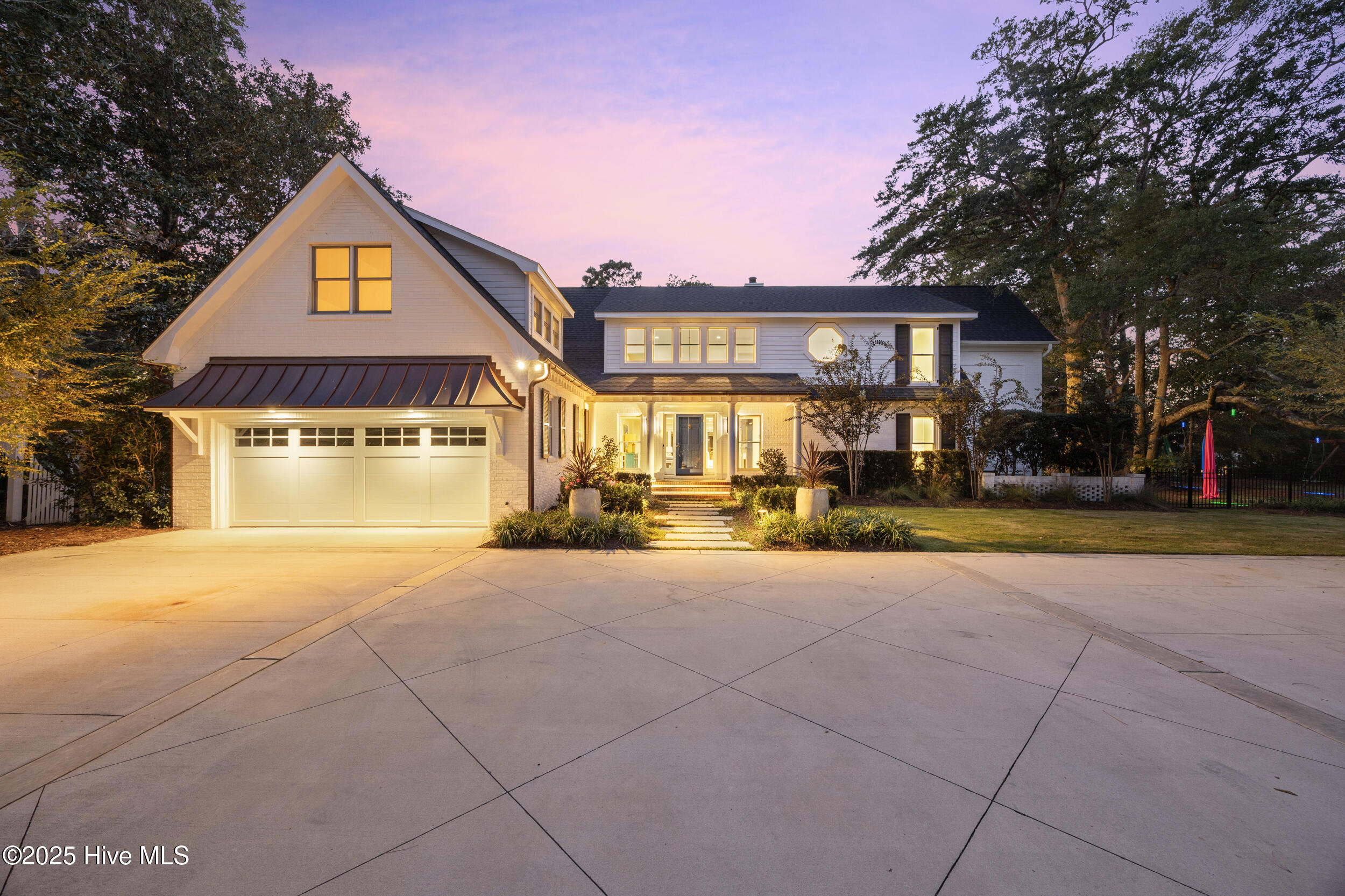 100534920 | Photo 66