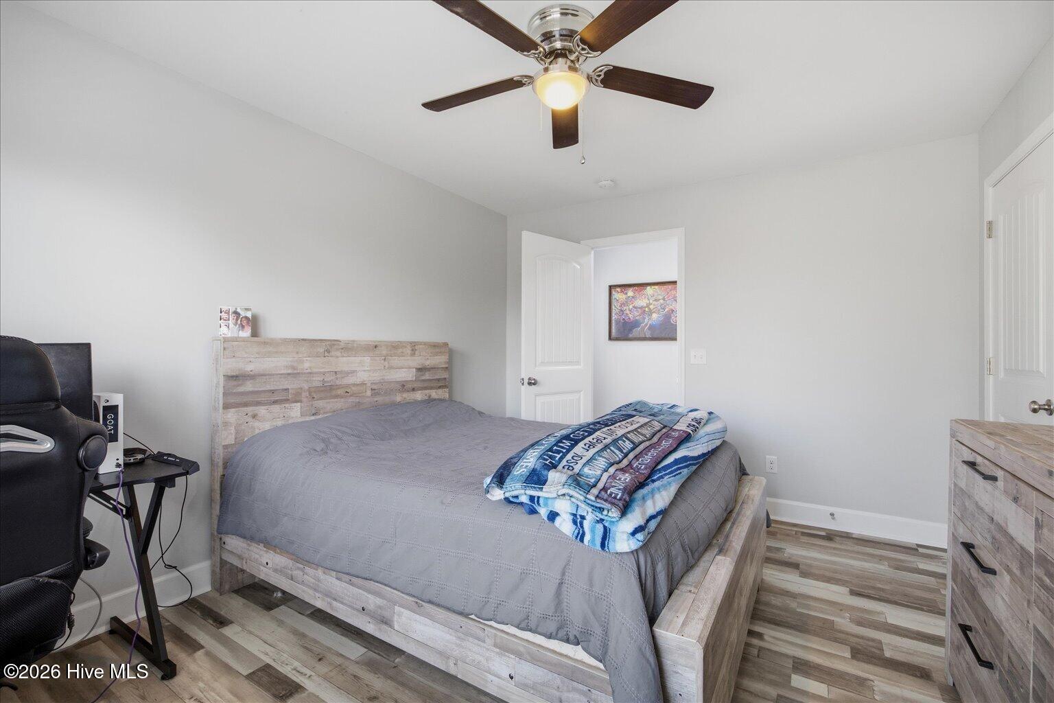 100563352 | Photo 21