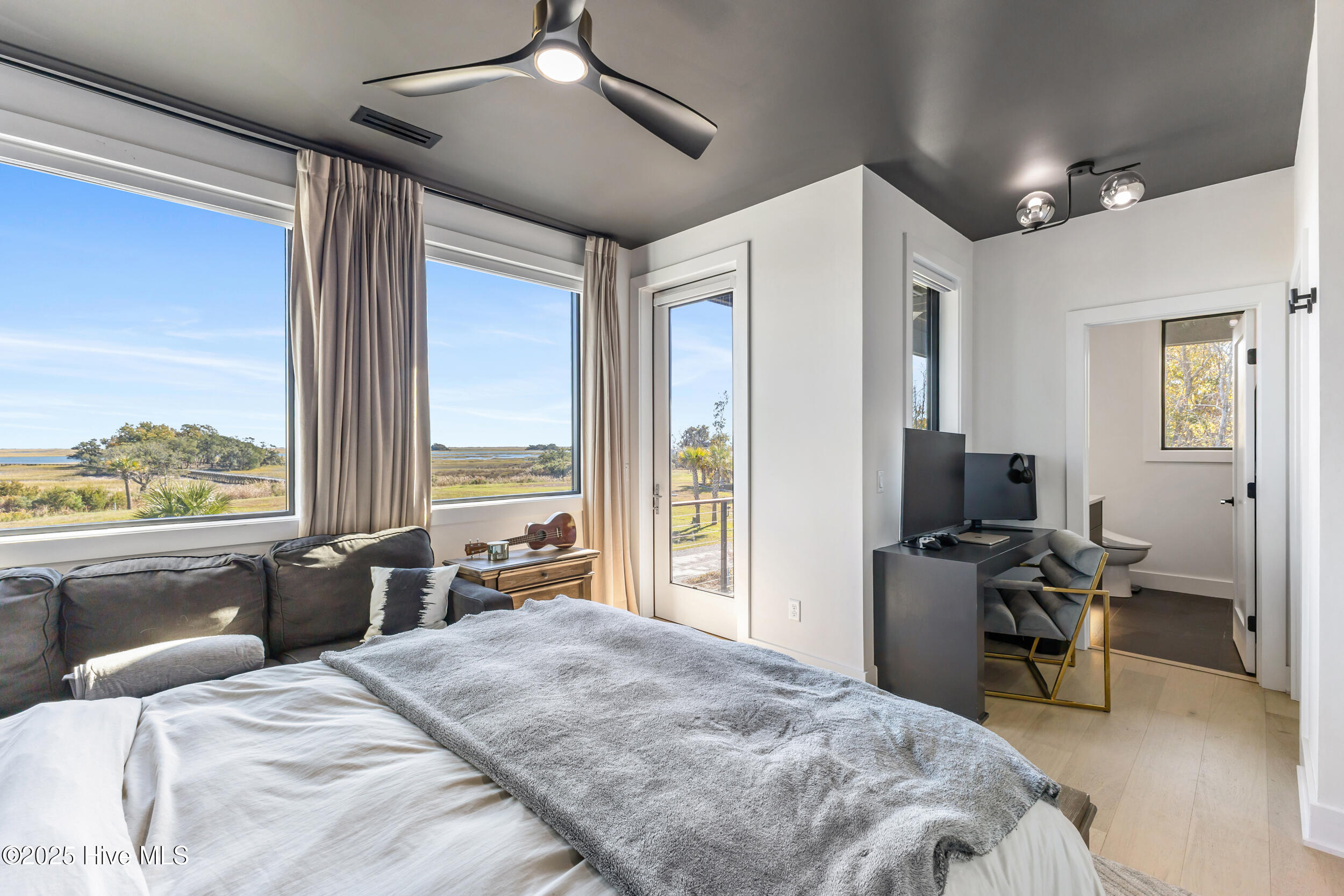 100541320 | Photo 36