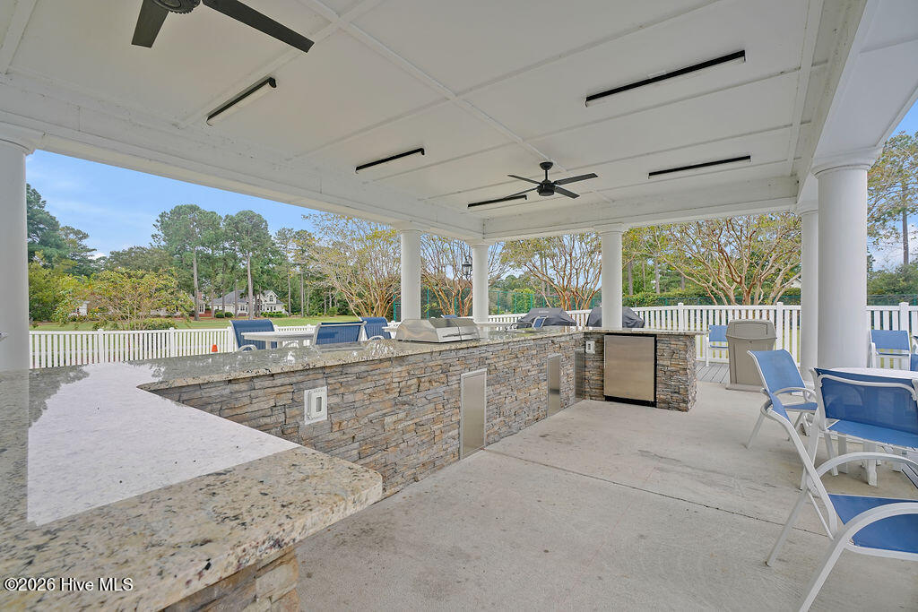 100567236 | Photo 40