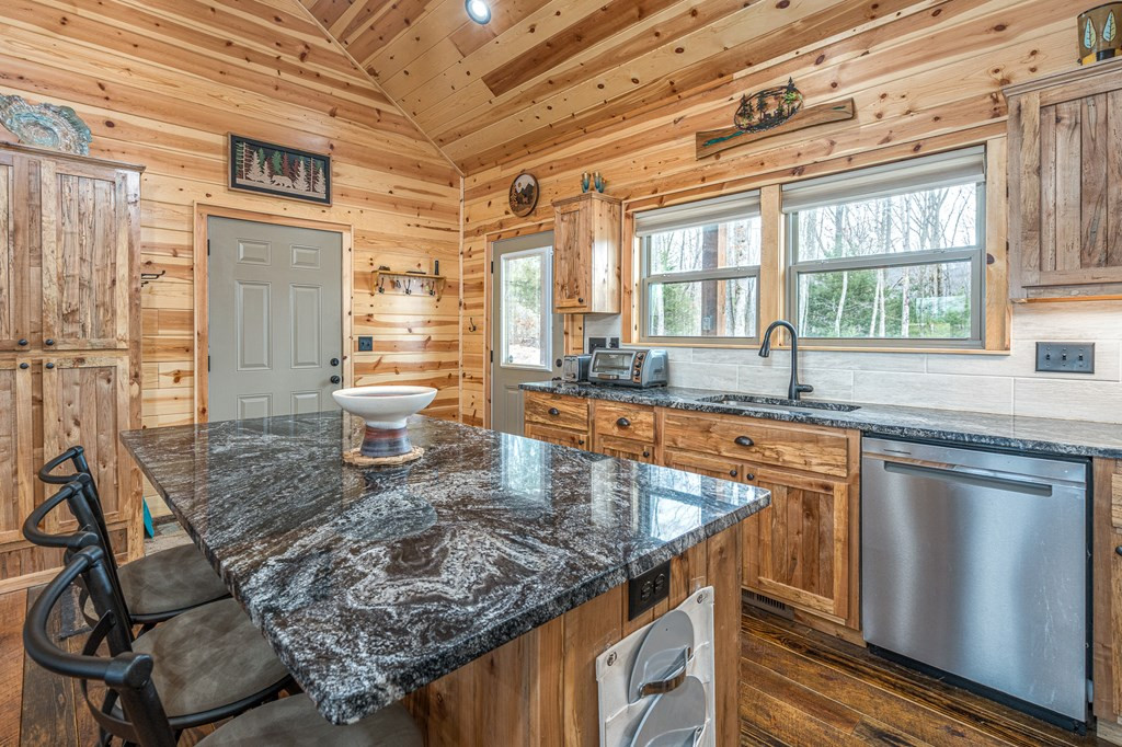 Exterior photo of 110 Sawtooth Ridge Road, Murphy, NC 28906. MLS: 98544100