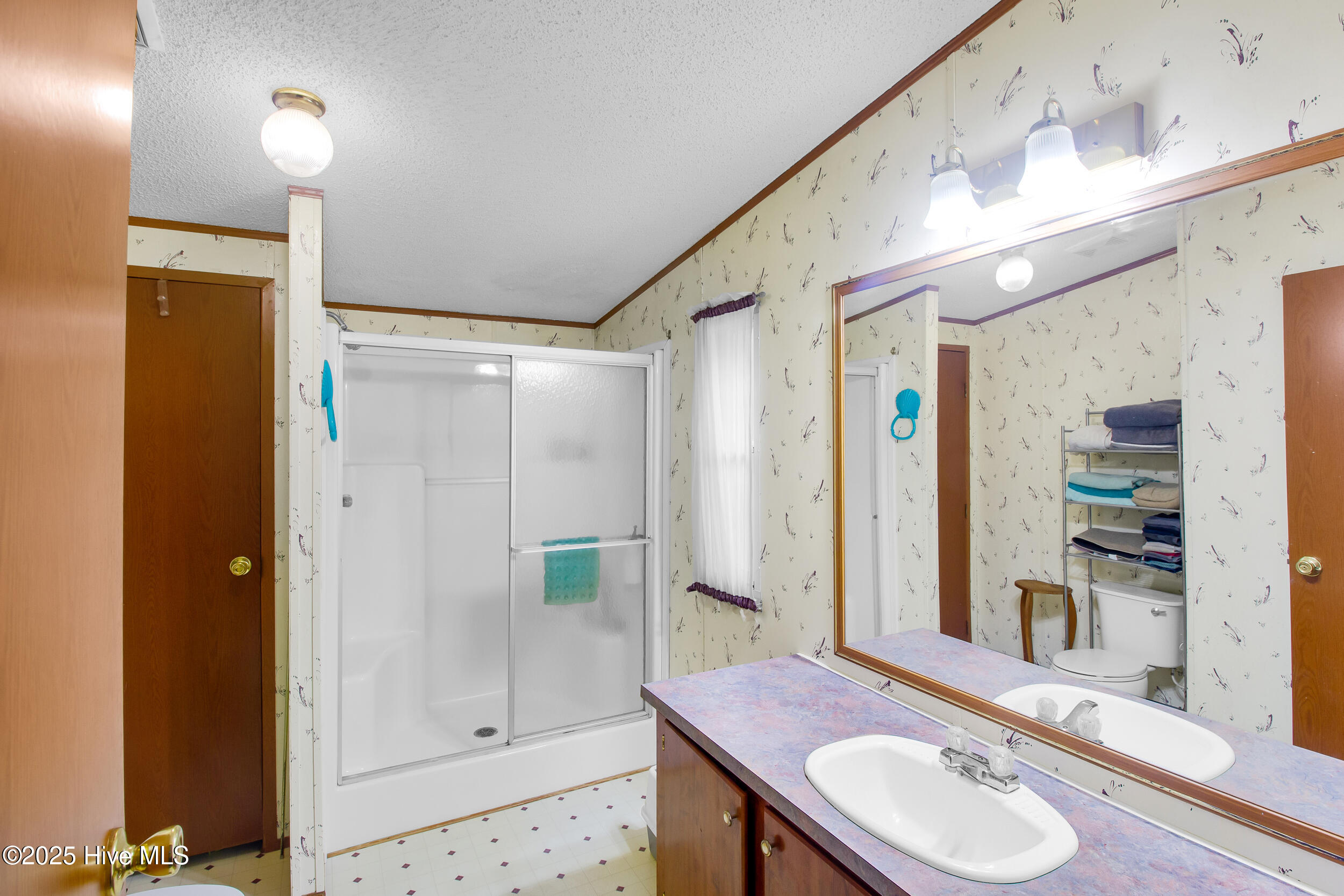 100535721 | Photo 13