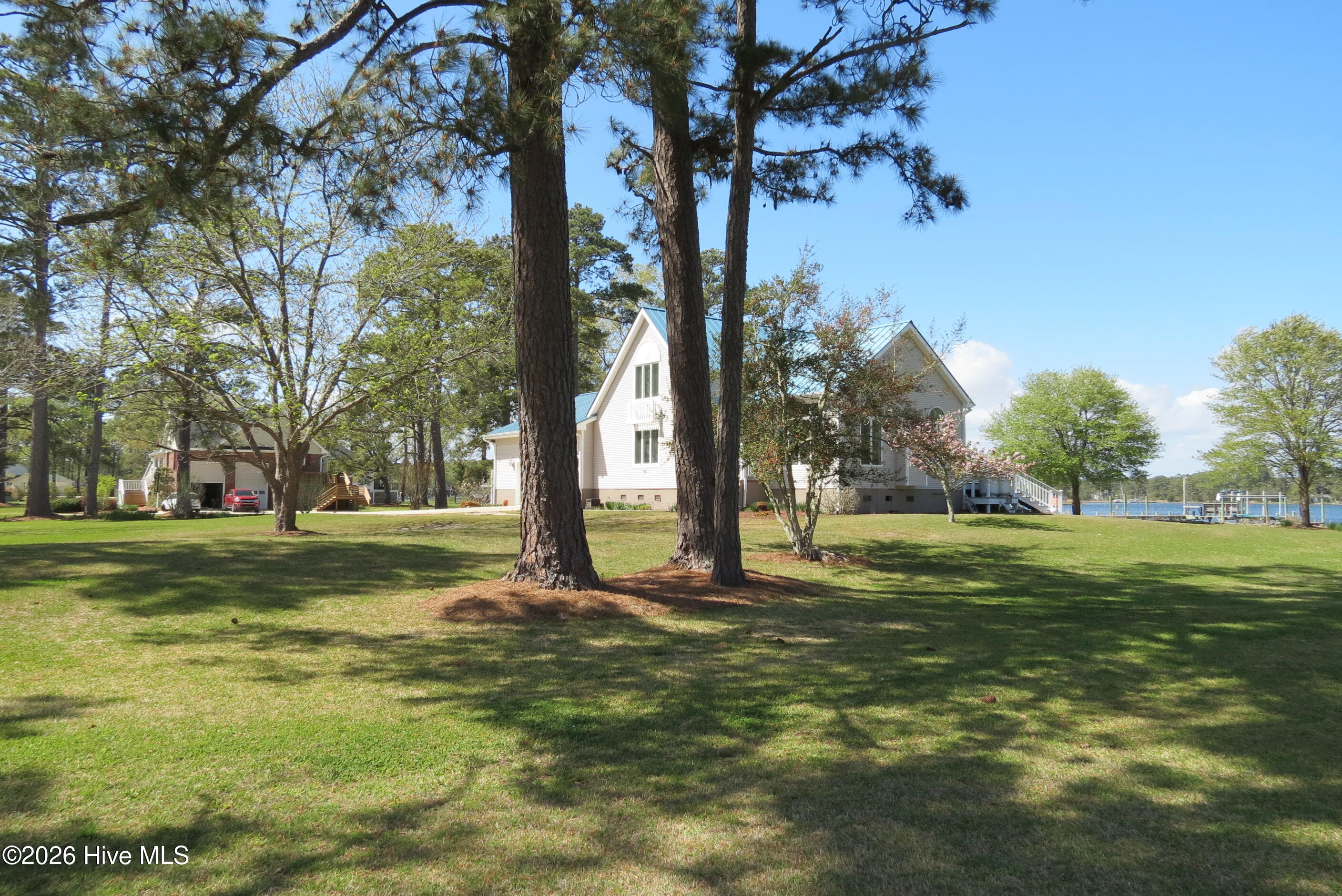 609 Mills Road,Oriental