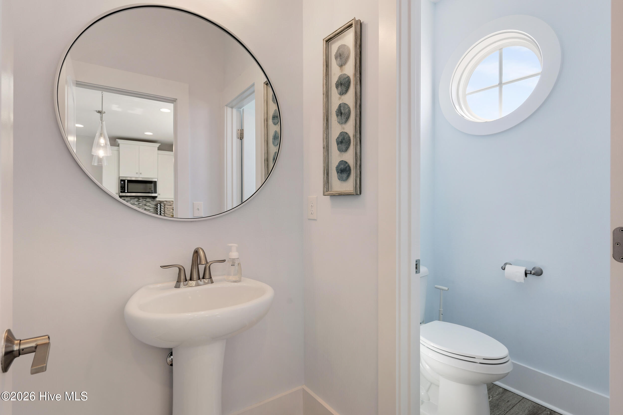 100563355 | Photo 18