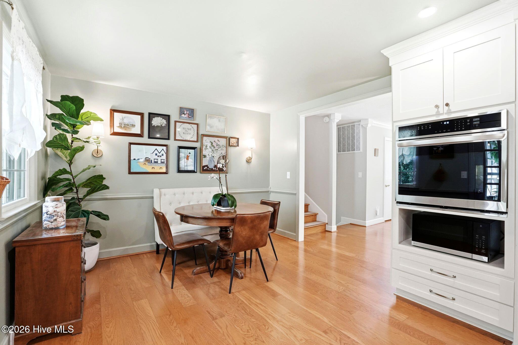 100568648 | Photo 14