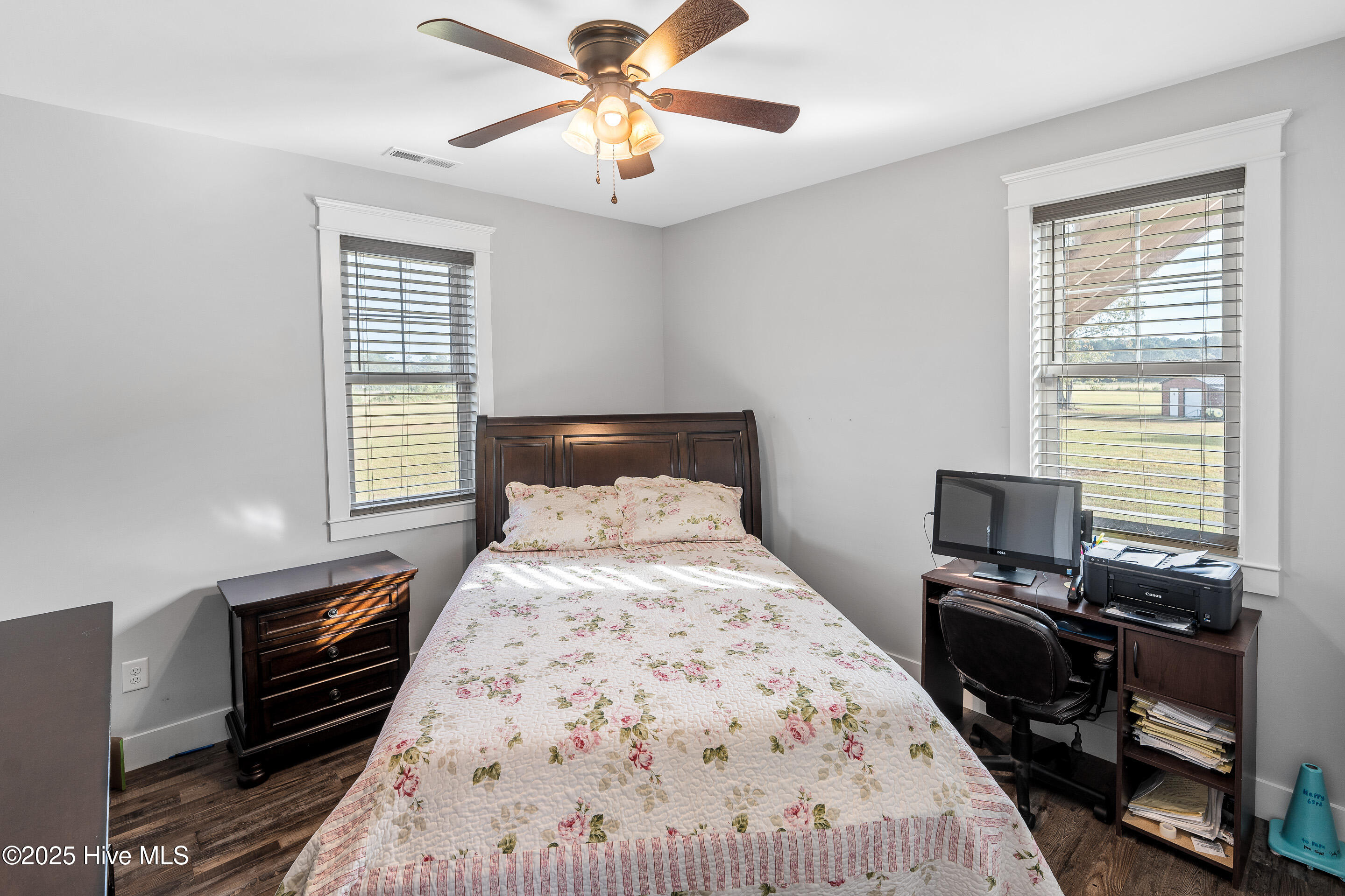 100531551 | Photo 26