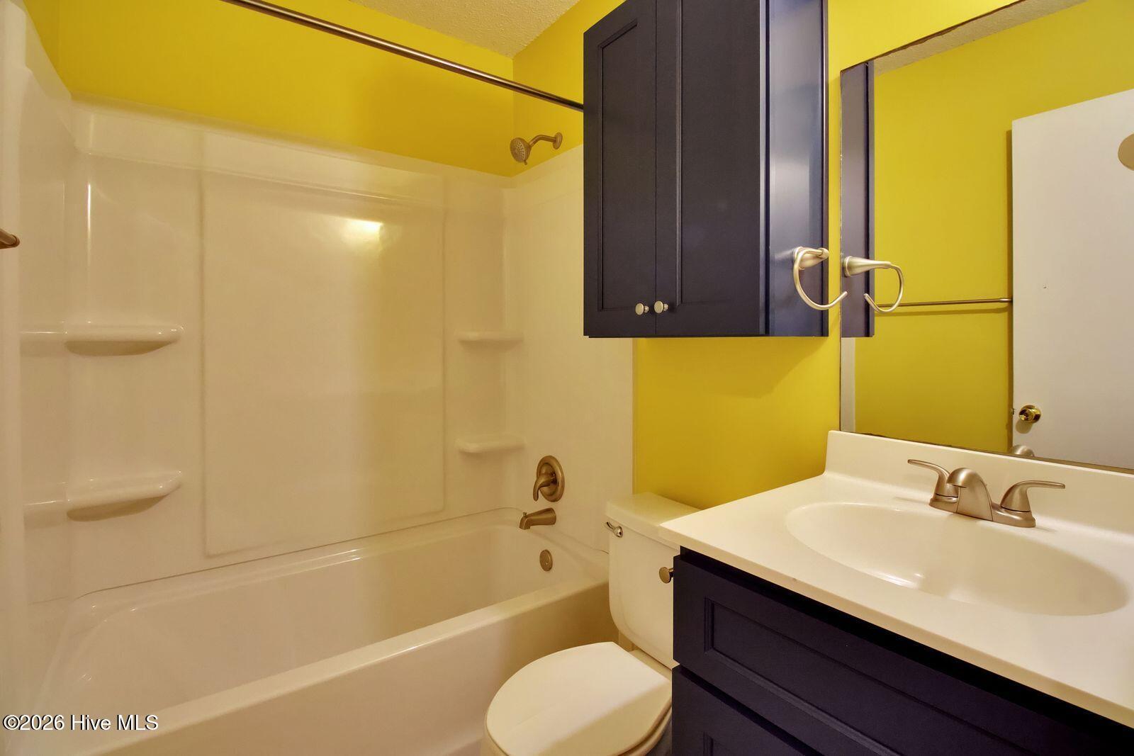 100558308 | Photo 10