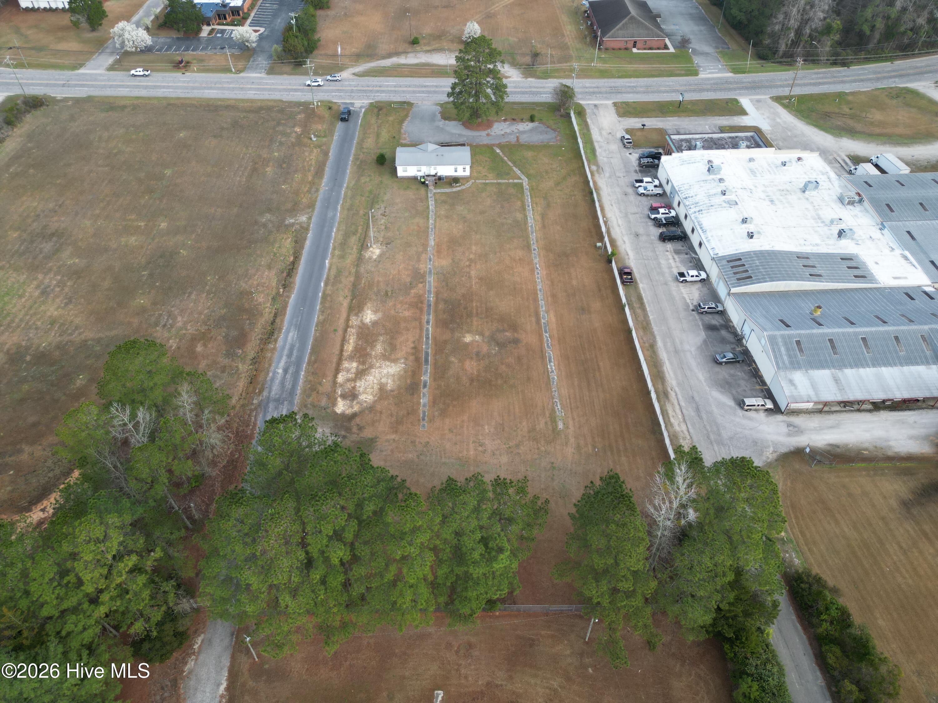 100561014 | Photo 25