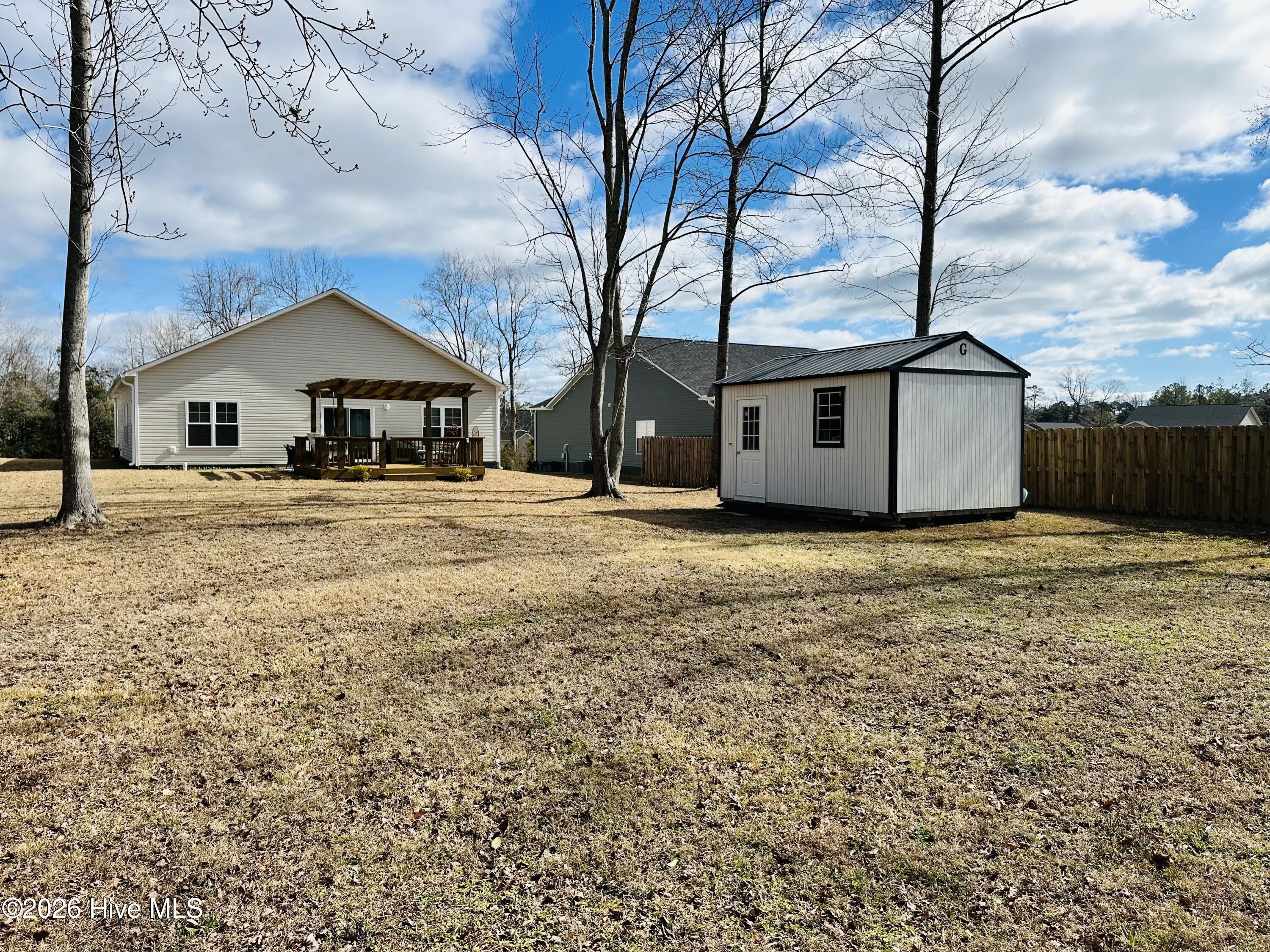 100555185 | Photo 43