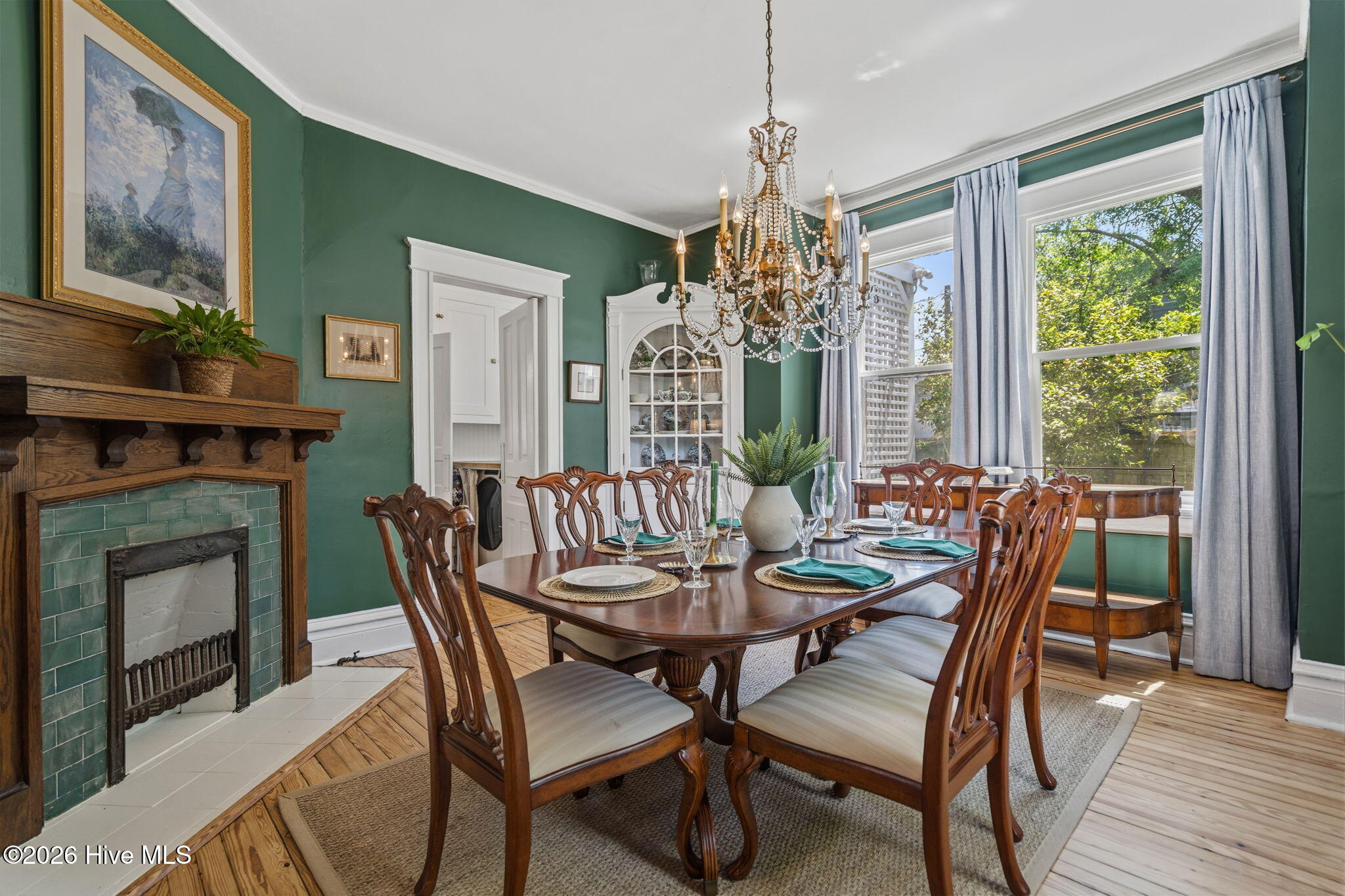 100566277 | Photo 13