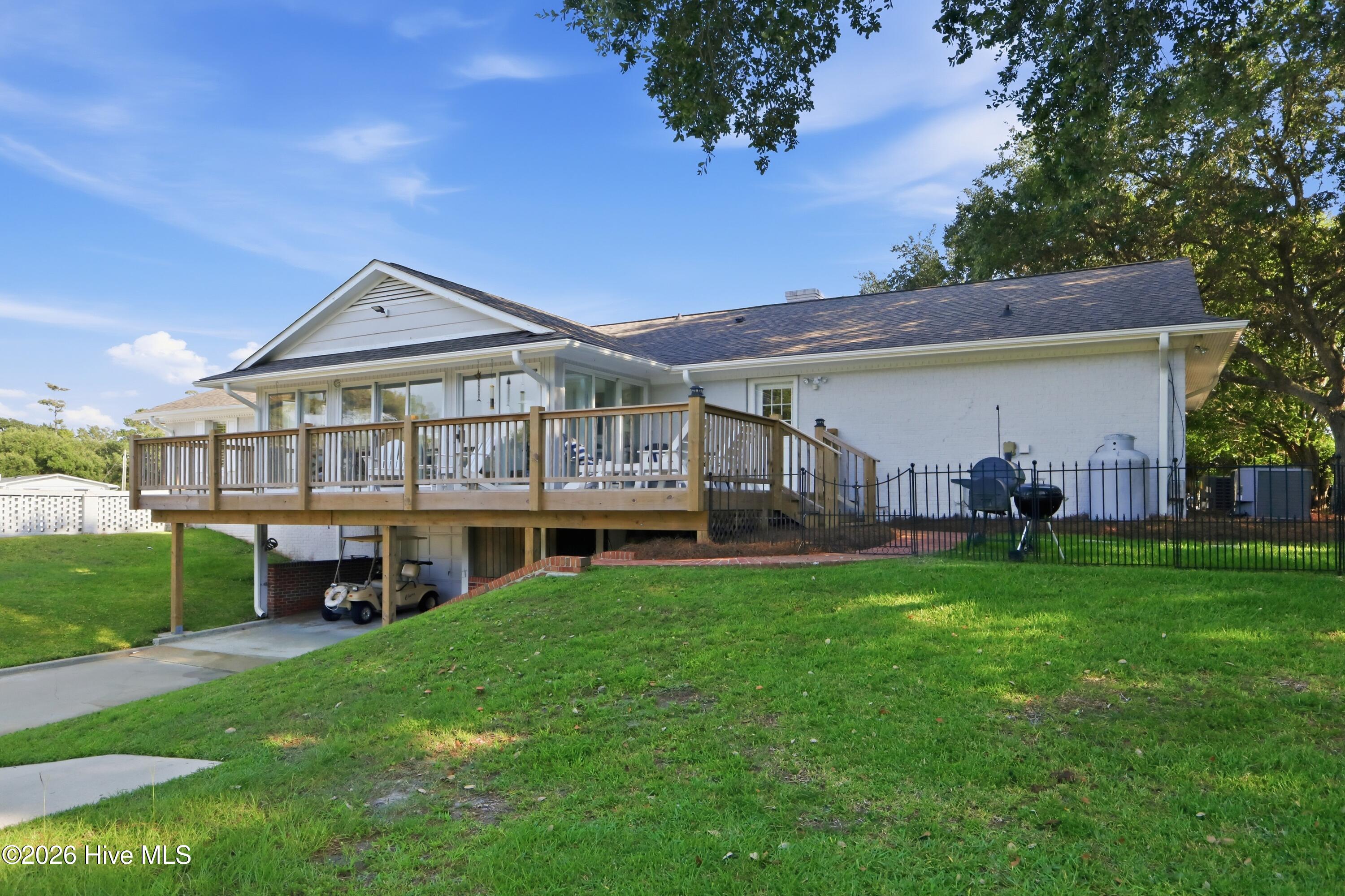 104 Sea Trace Lane,Newport