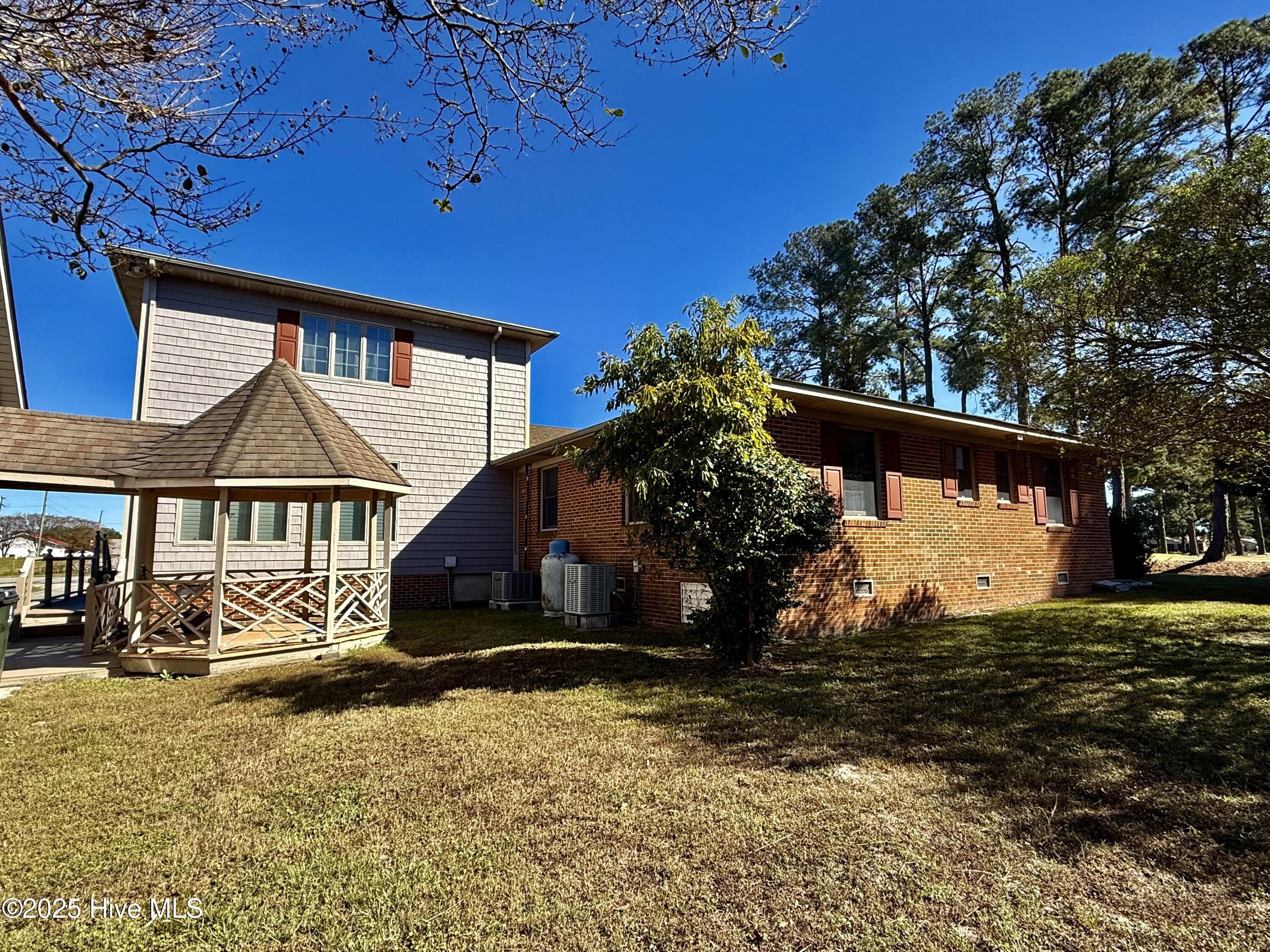 Homes for sale in Williamston, NC | 1020 Dixie Trl, Williamston, NC 27892 | MLS# 100536996