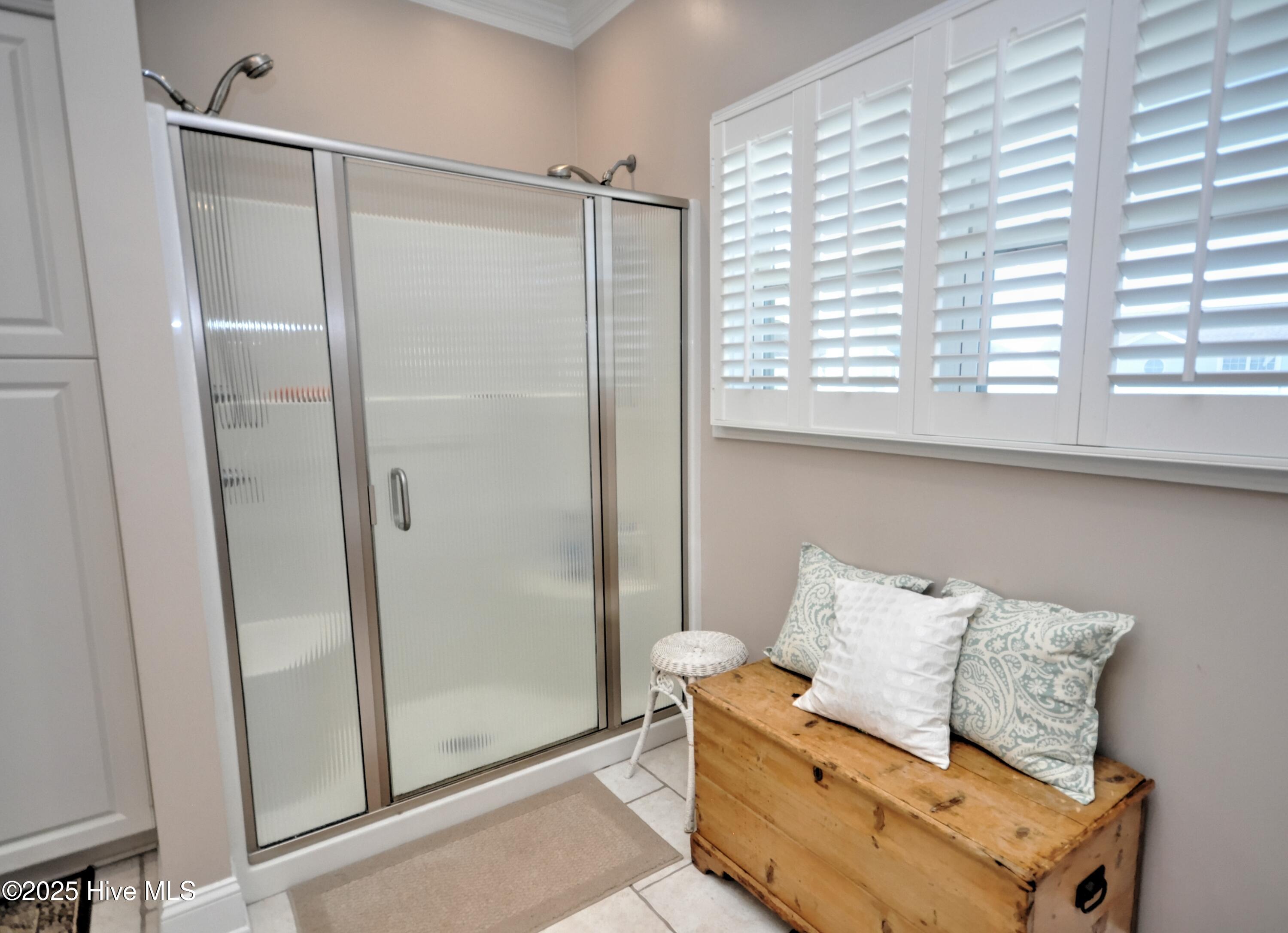 100537196 | Photo 30