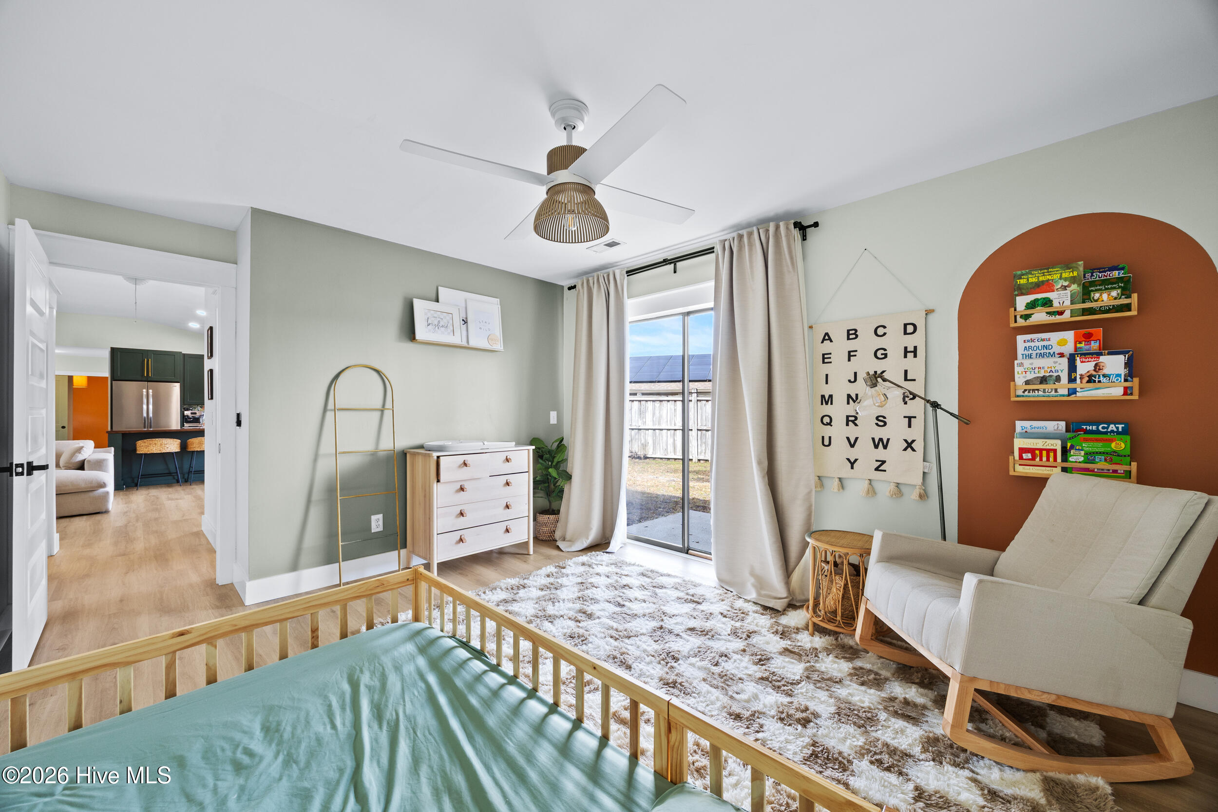 100558579 | Photo 20