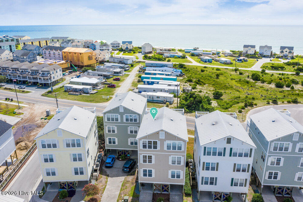 100550510 | Photo 33