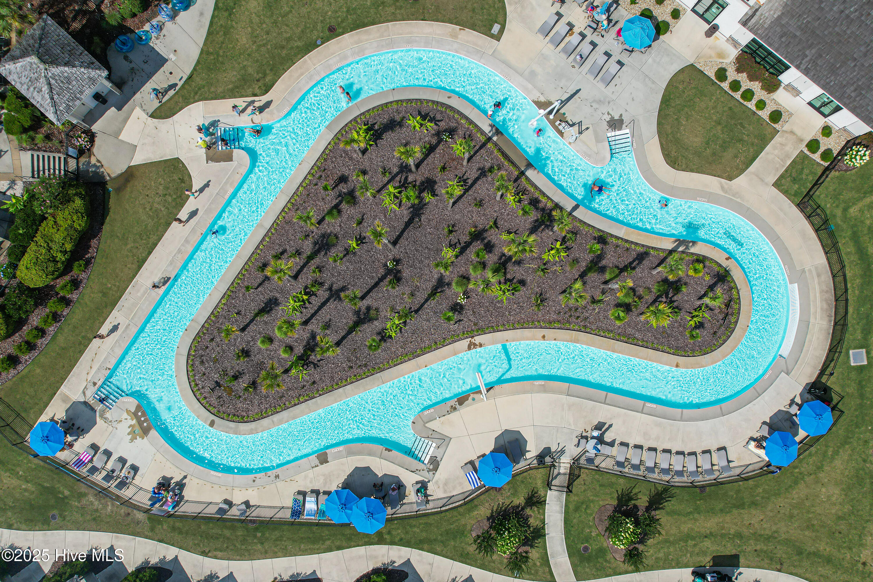 100517606 | Photo 80