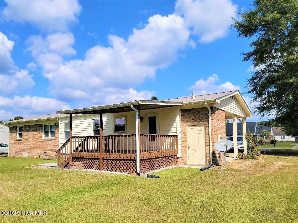 Back with covered deck