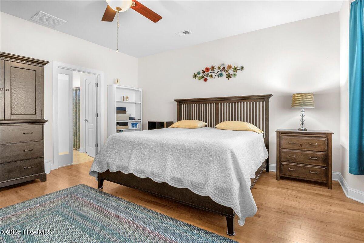 100541997 | Photo 16