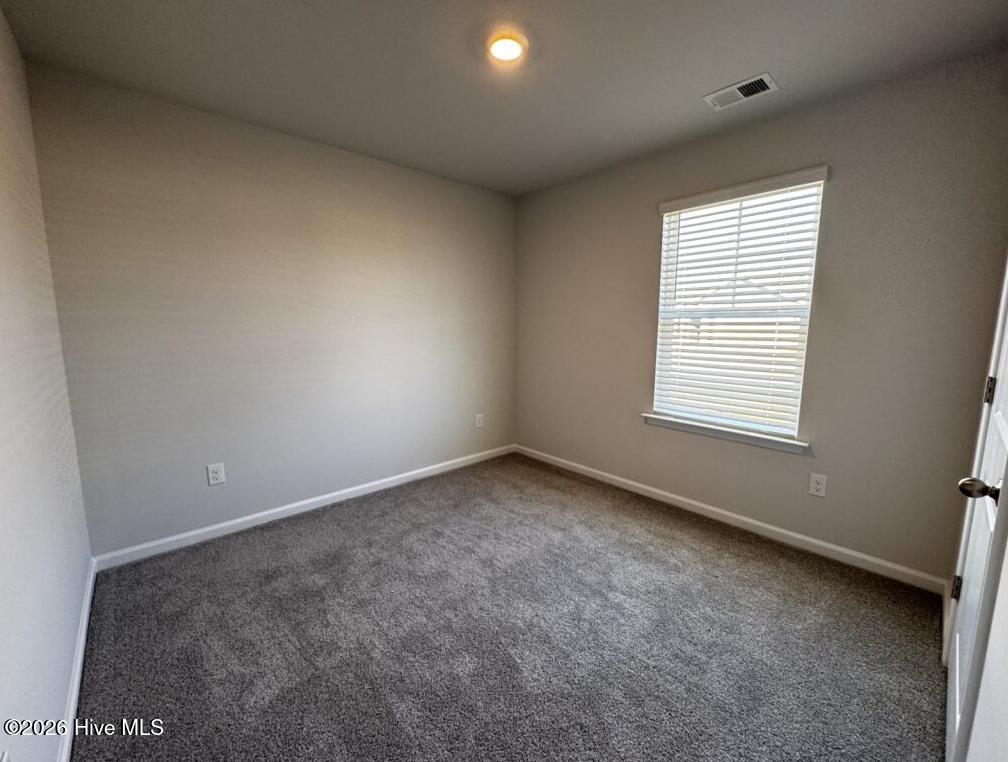 100548886 | Photo 11