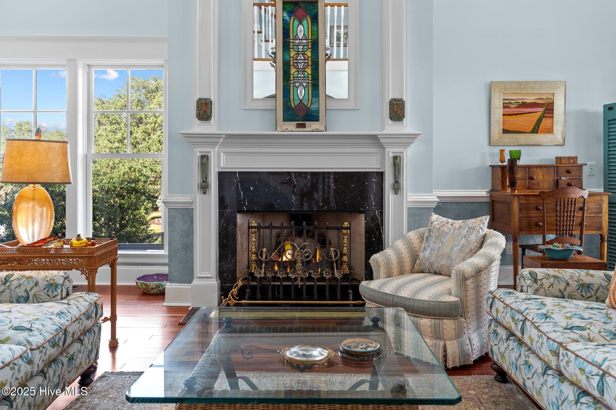 100525700 | Photo 11