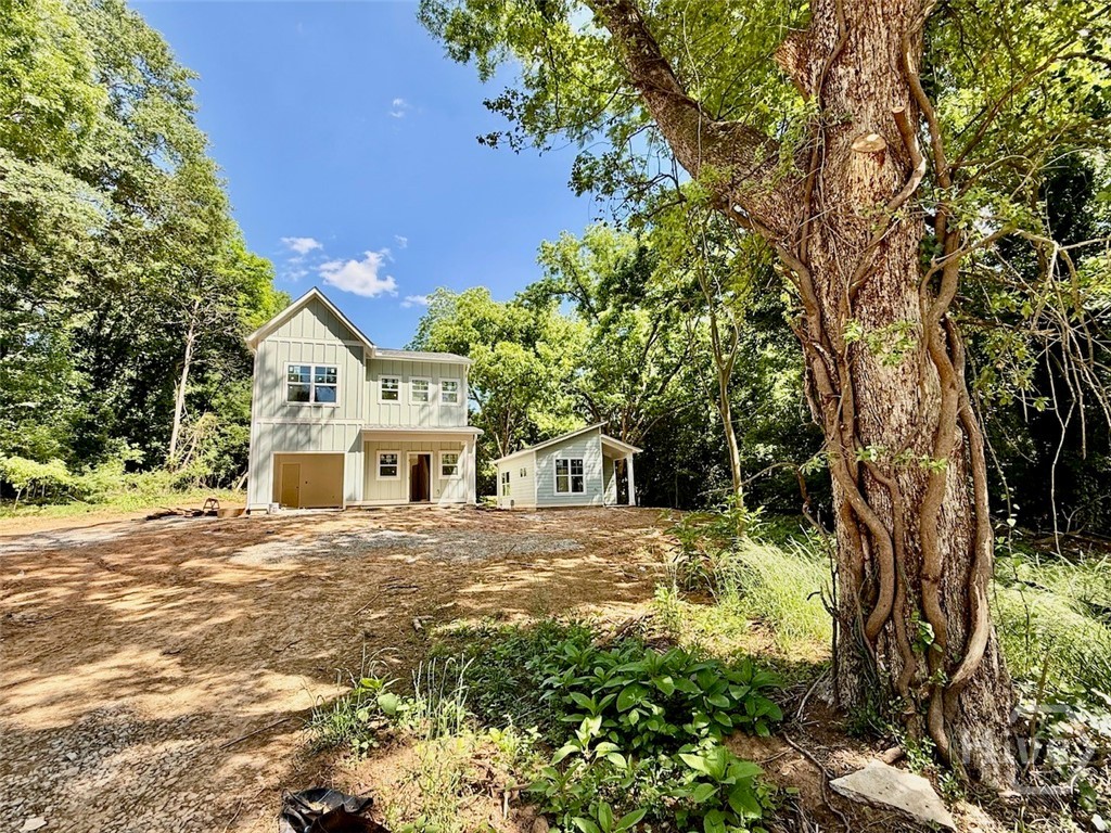 136 N Peter Street