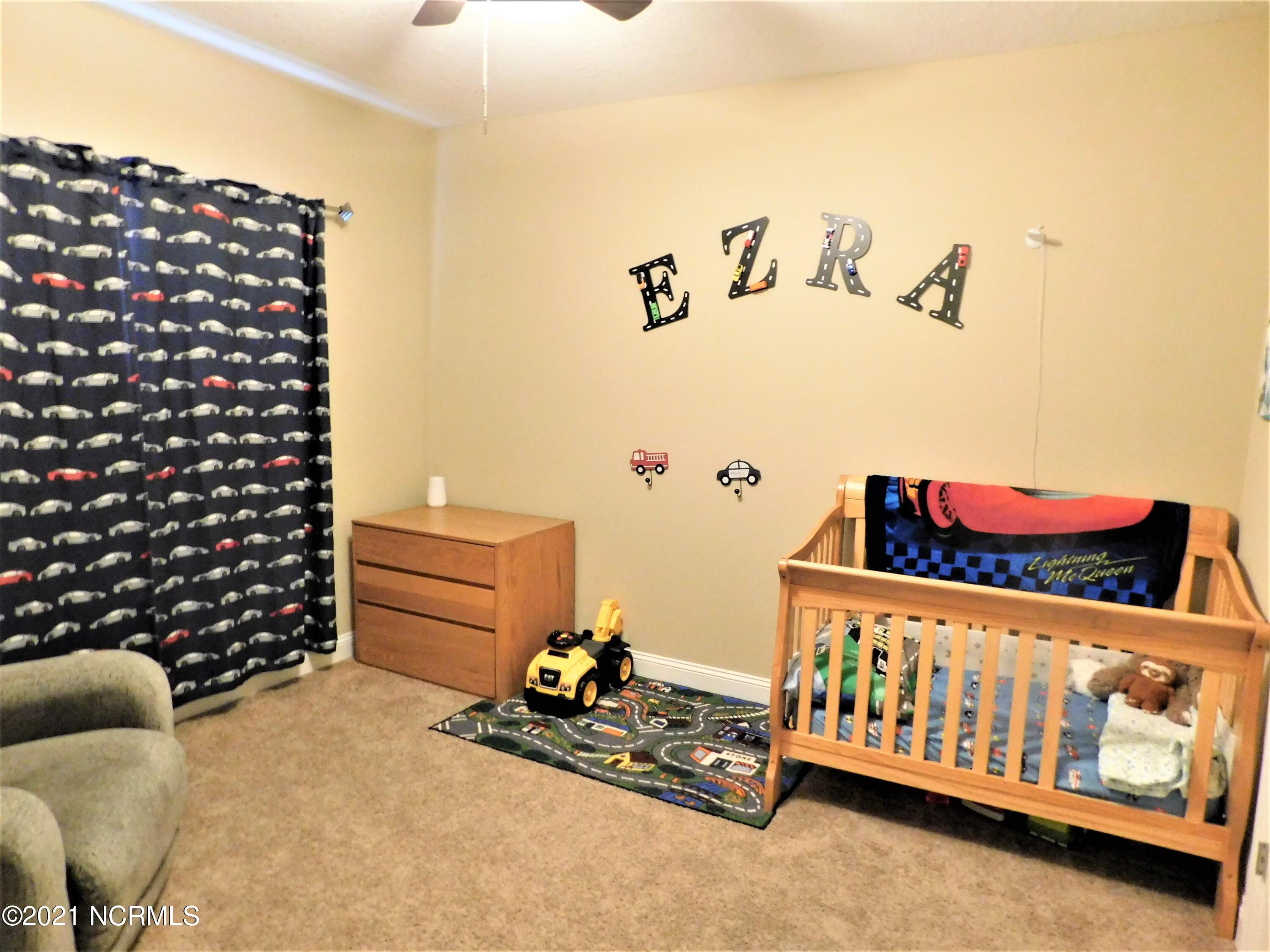 100553896 | Photo 15