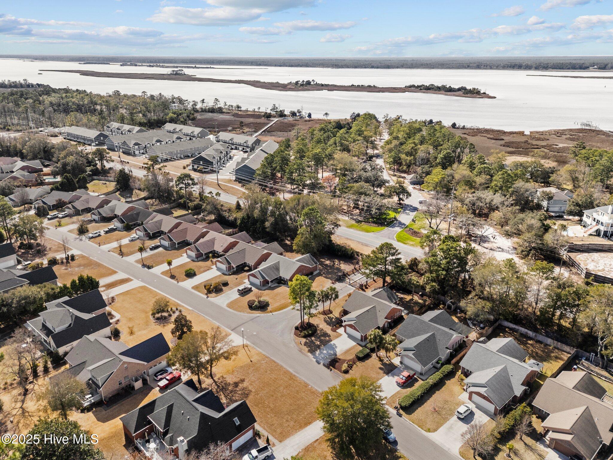 100540163 | Photo 55