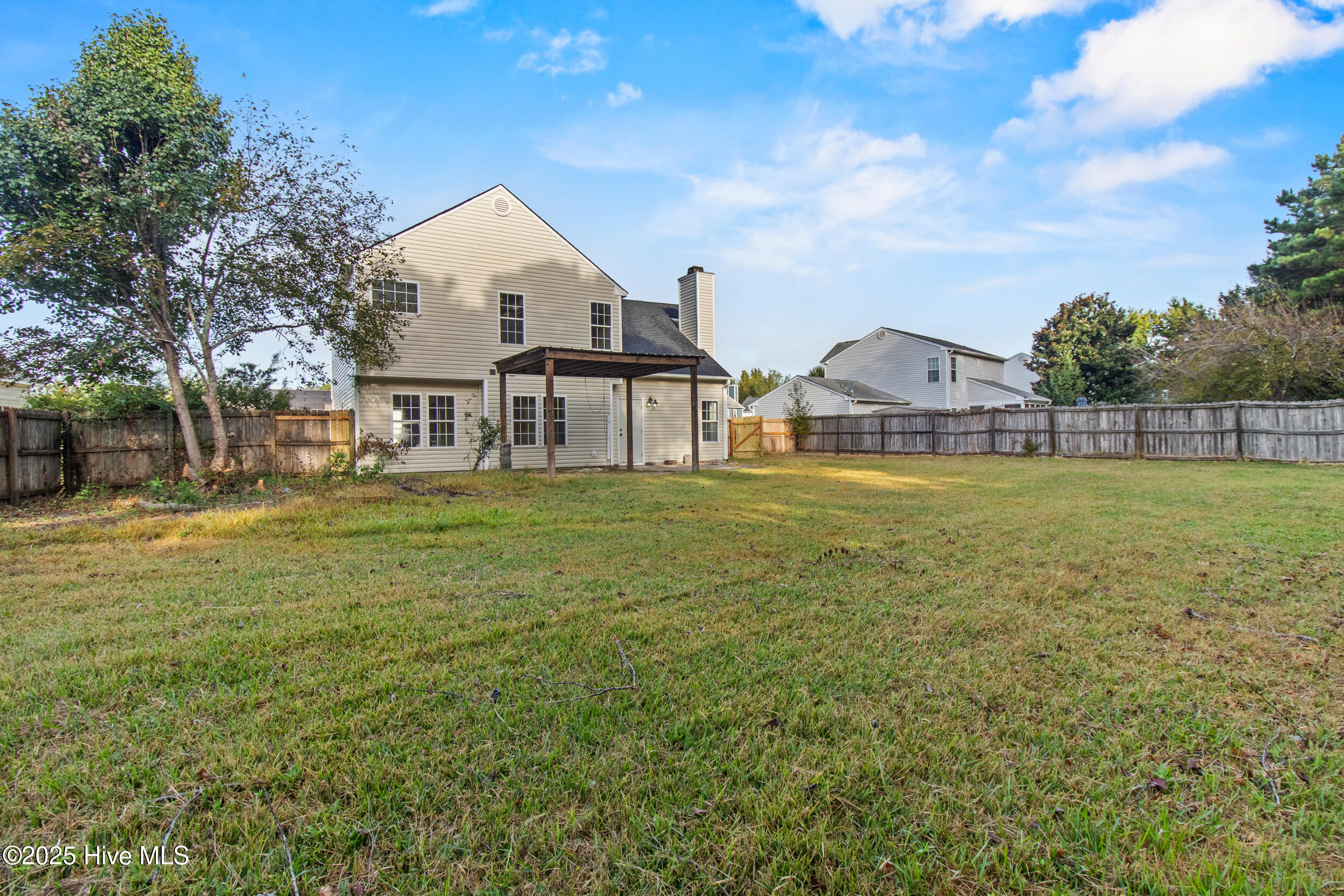 100532655 | Photo 39