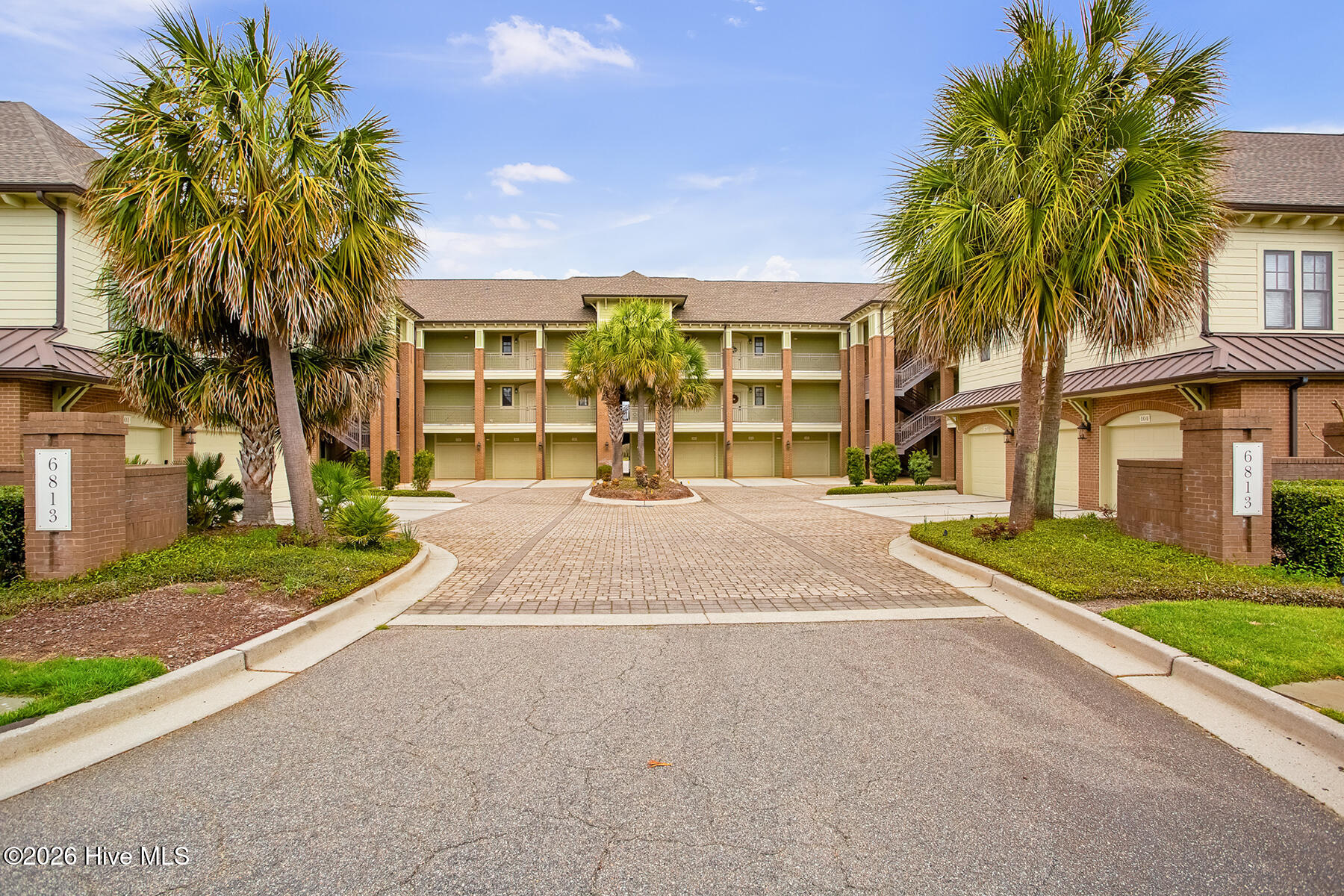 100563868 | Photo 29