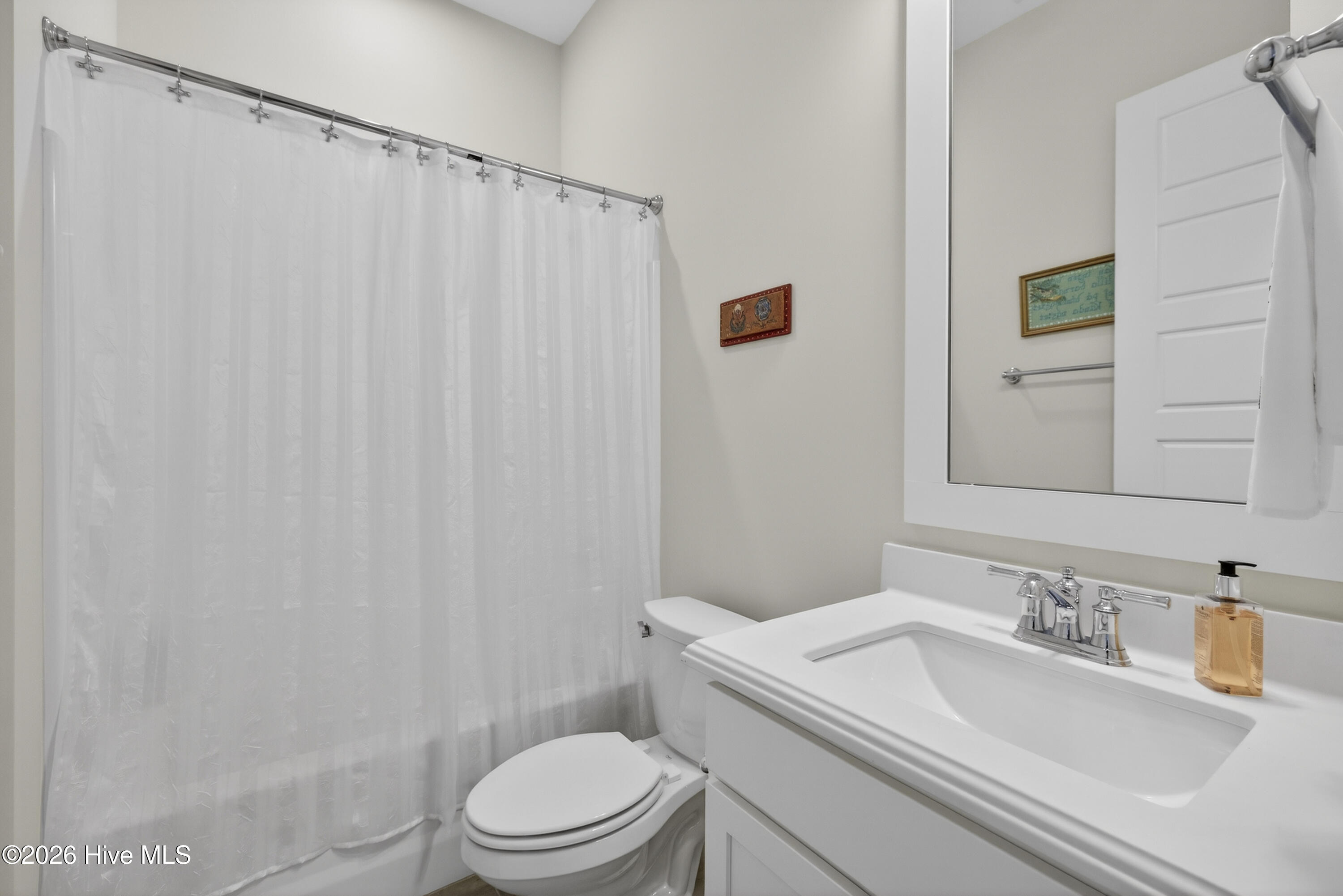 100558157 | Photo 31