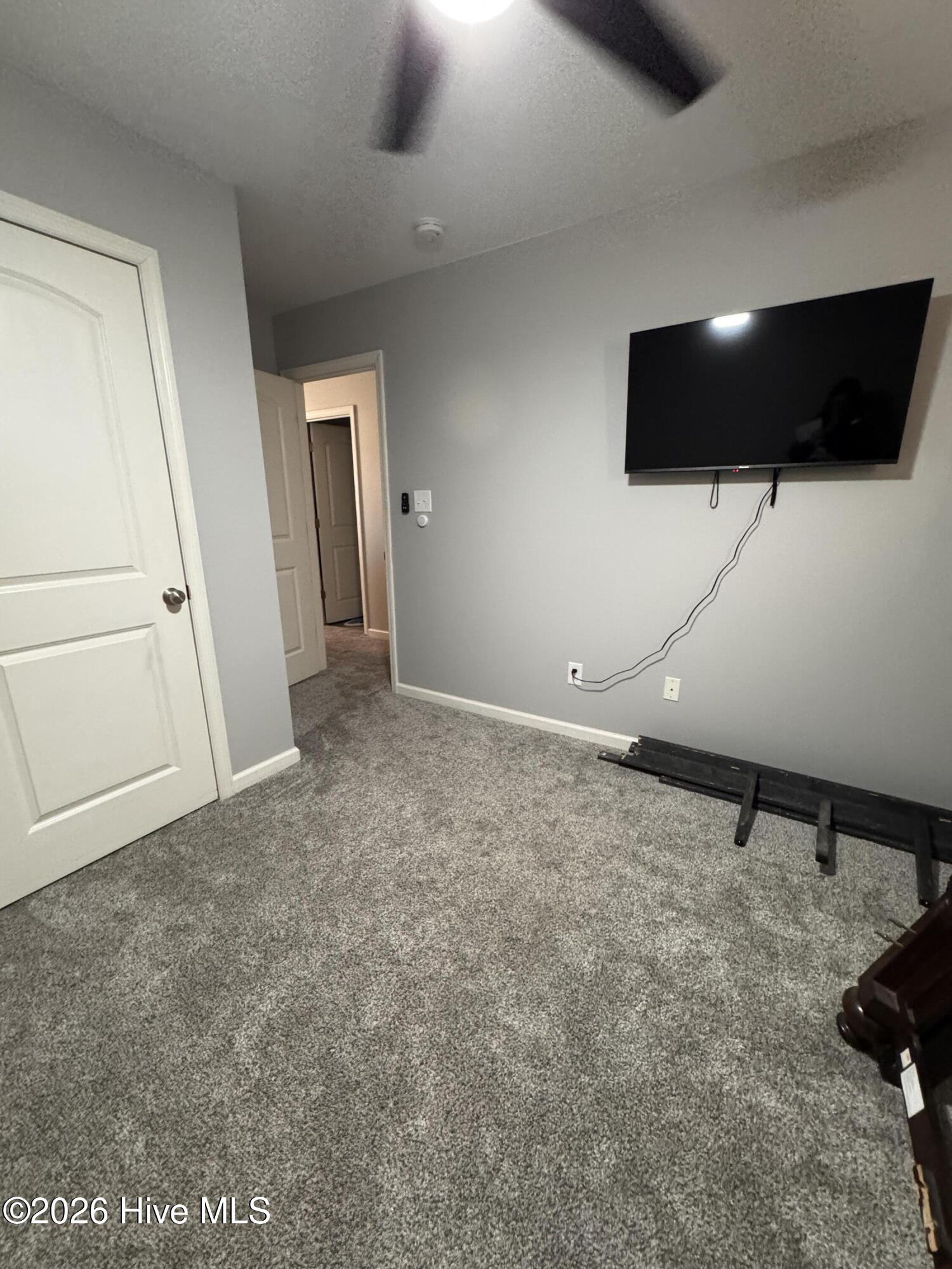 100550584 | Photo 15