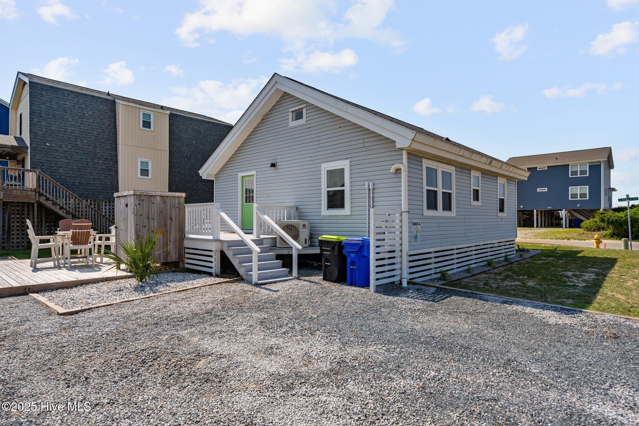 100537194 | Photo 65