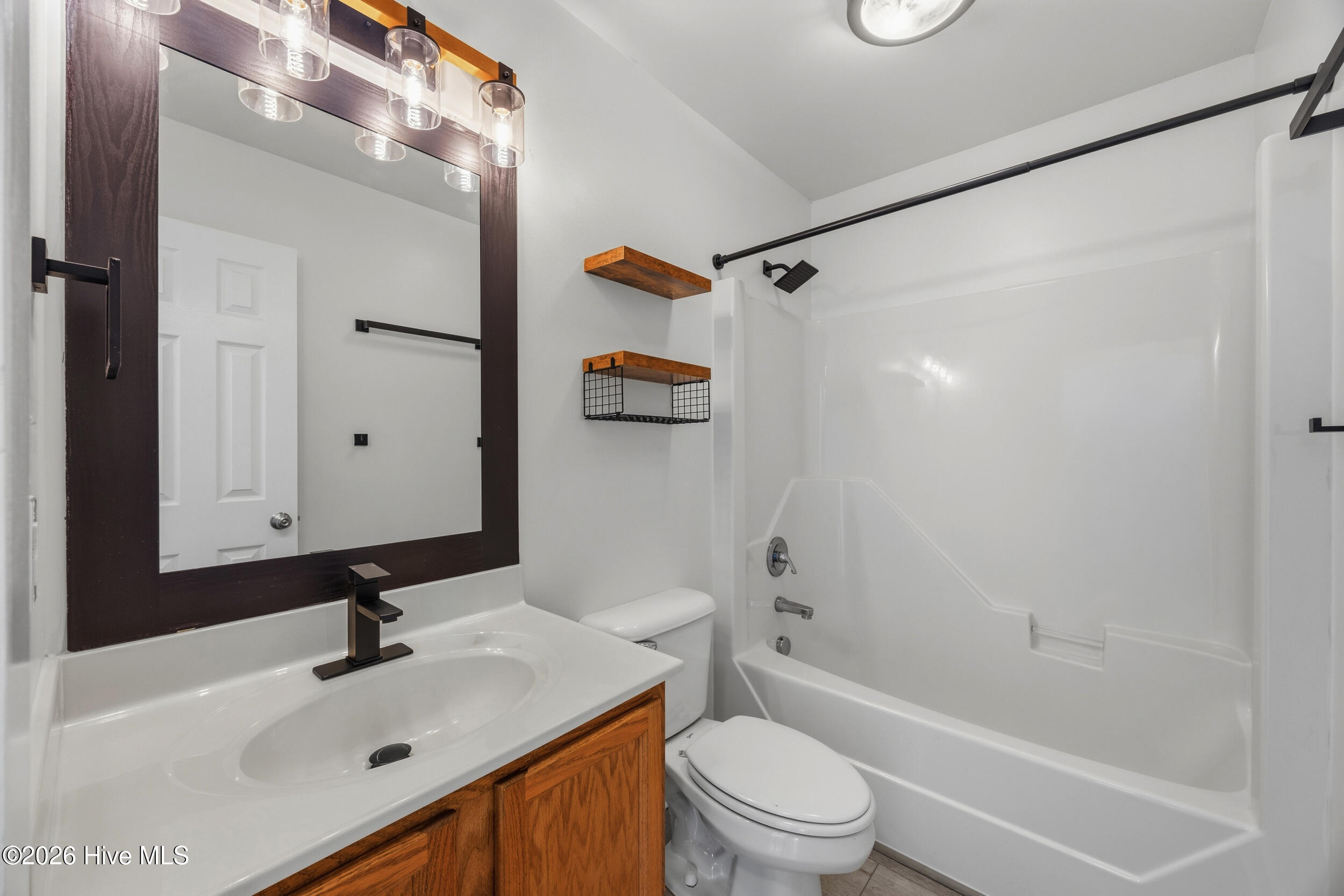 105 Henry Giddeons Drive, Teachey, NC 28464 – photo 14: 13_bathroom