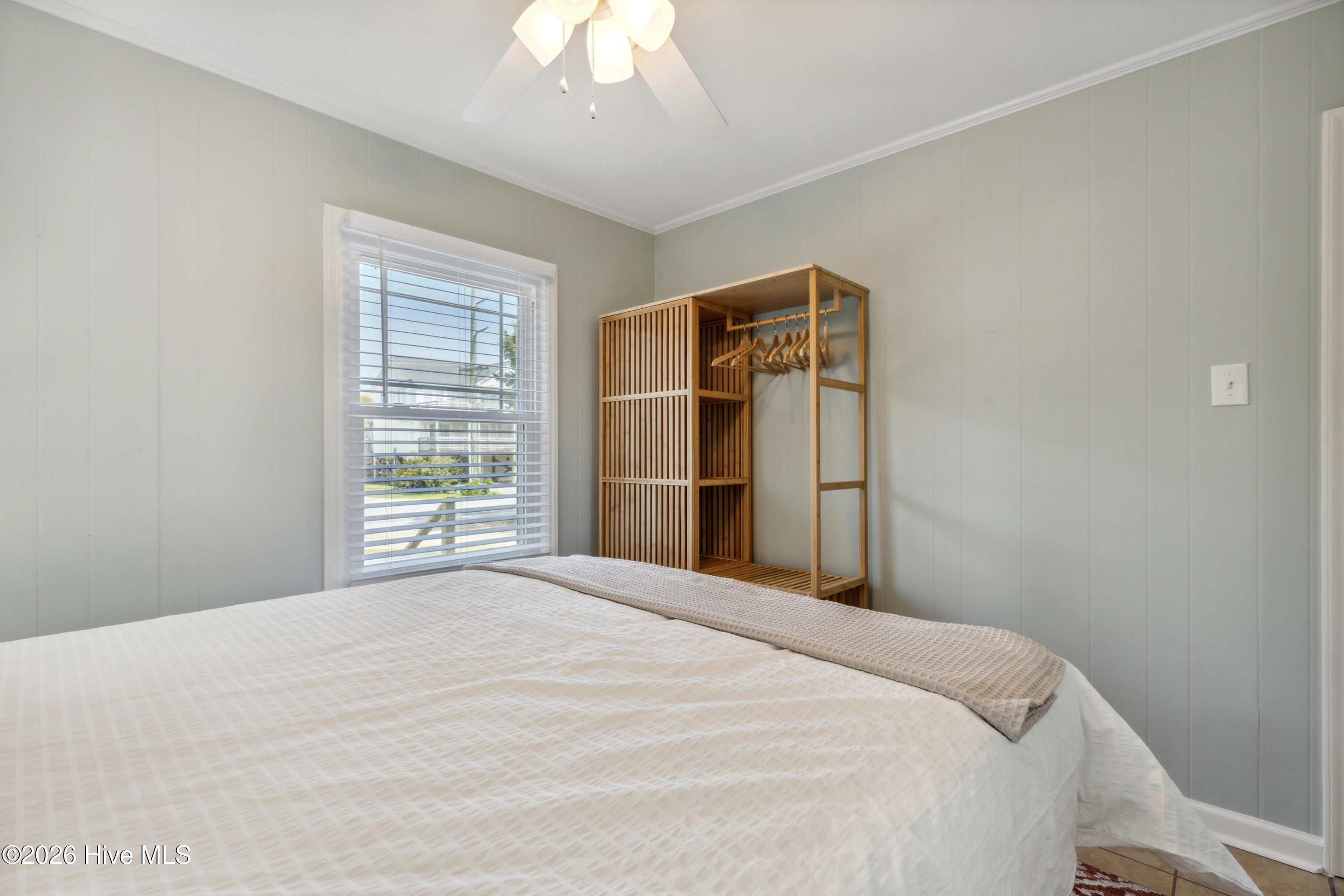 100569125 | Photo 34