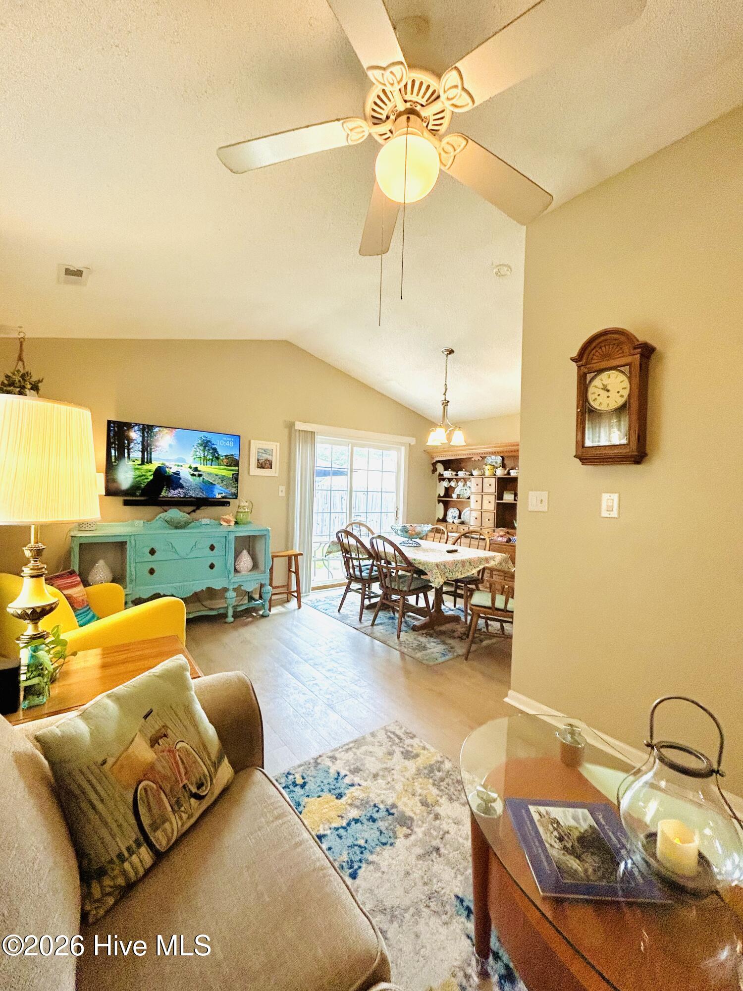 418 Red Fox Trail,Newport