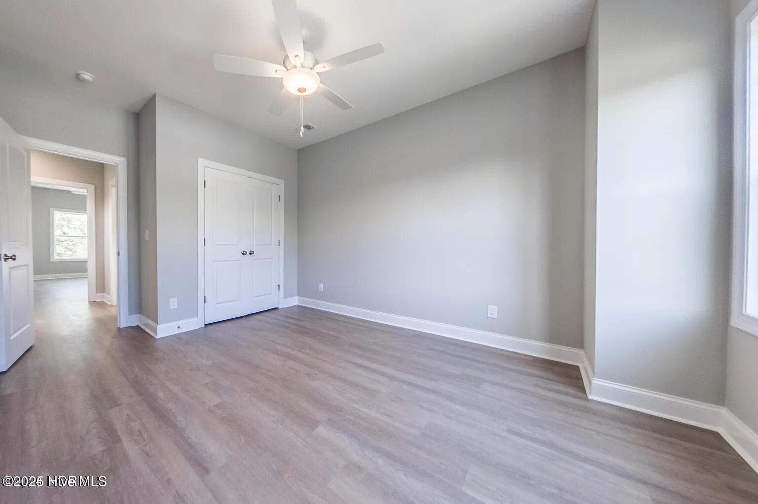 100528909 | Photo 32