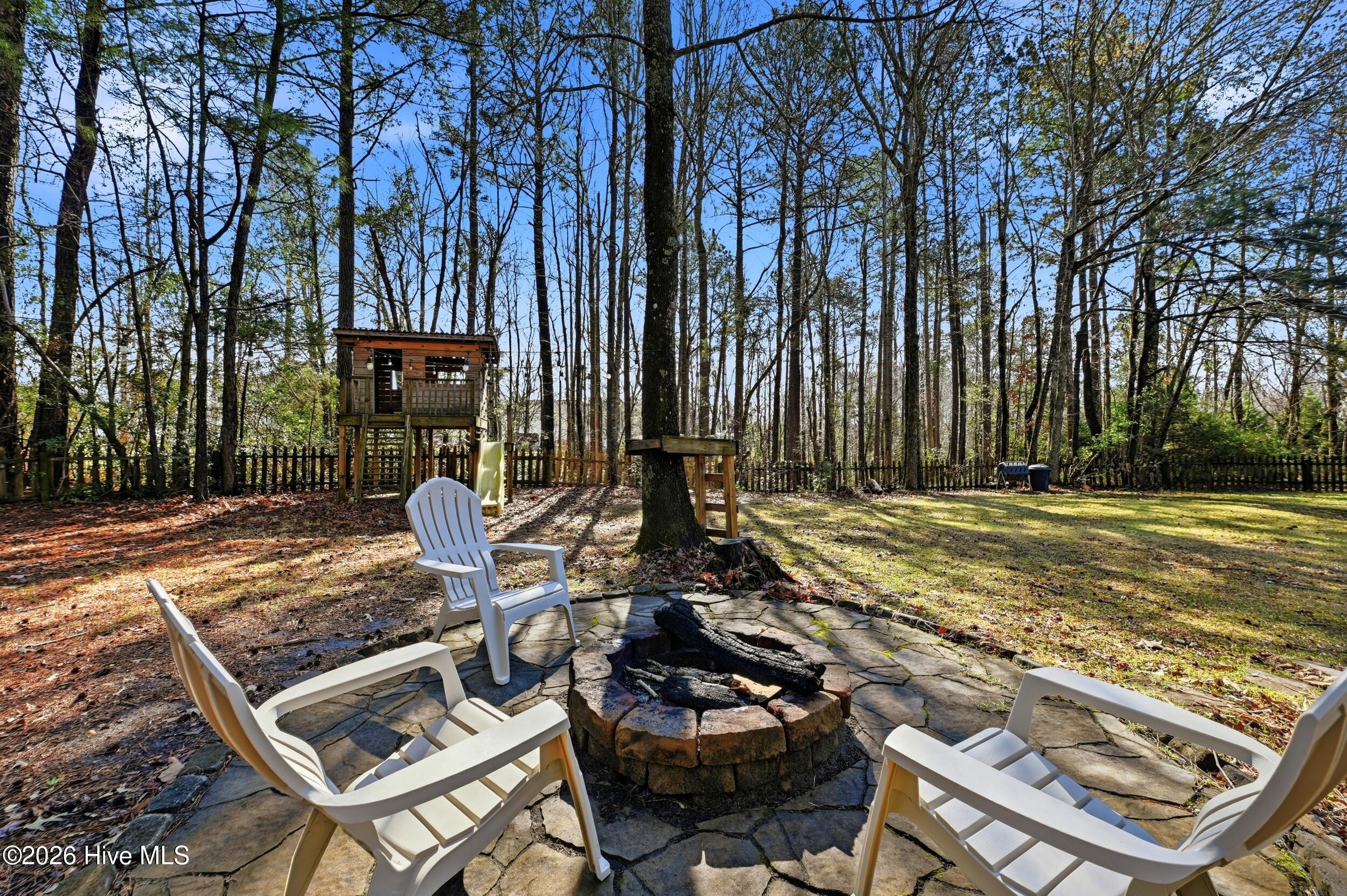 100559678 | Photo 32