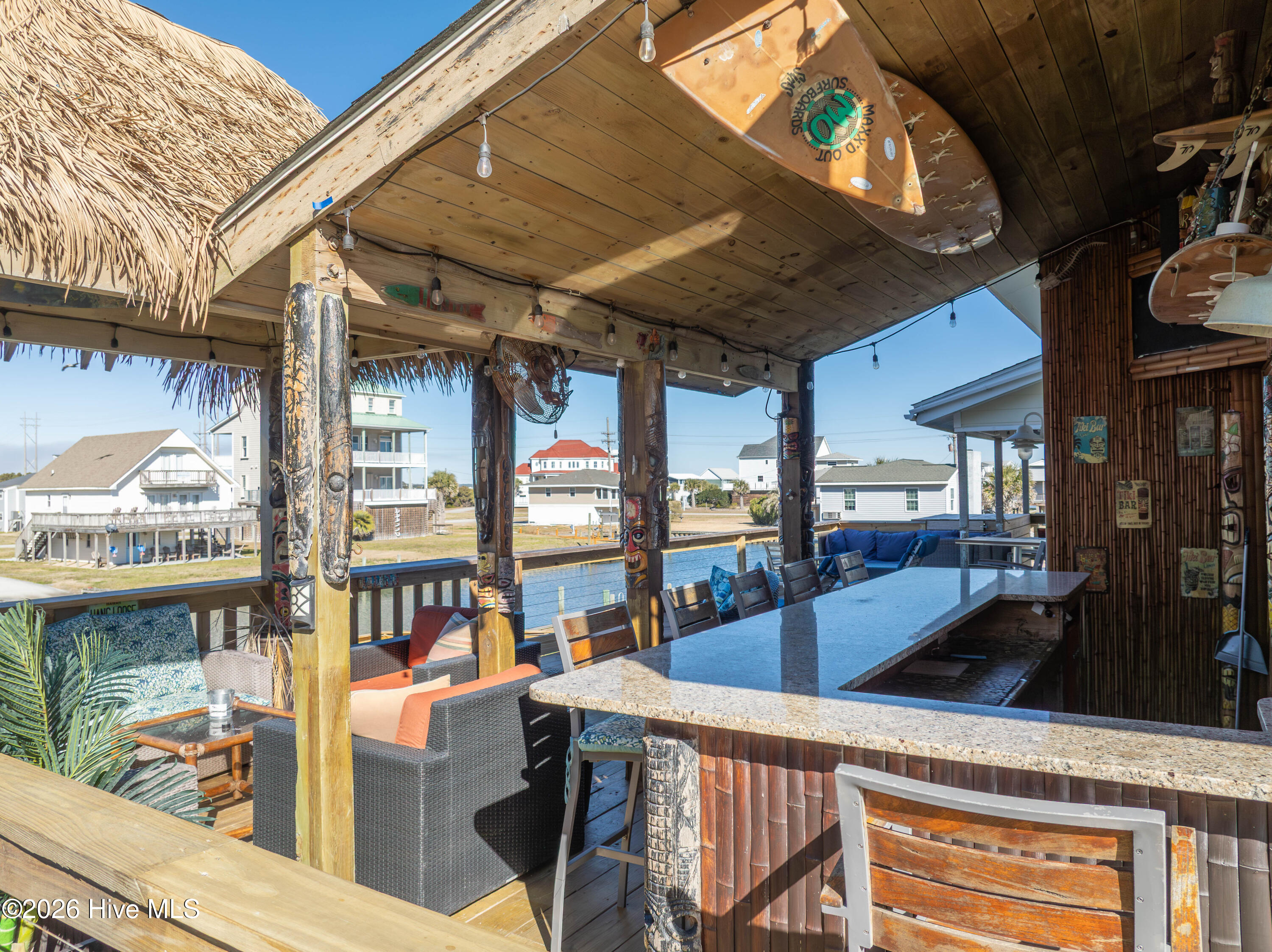 100550124 | Photo 48