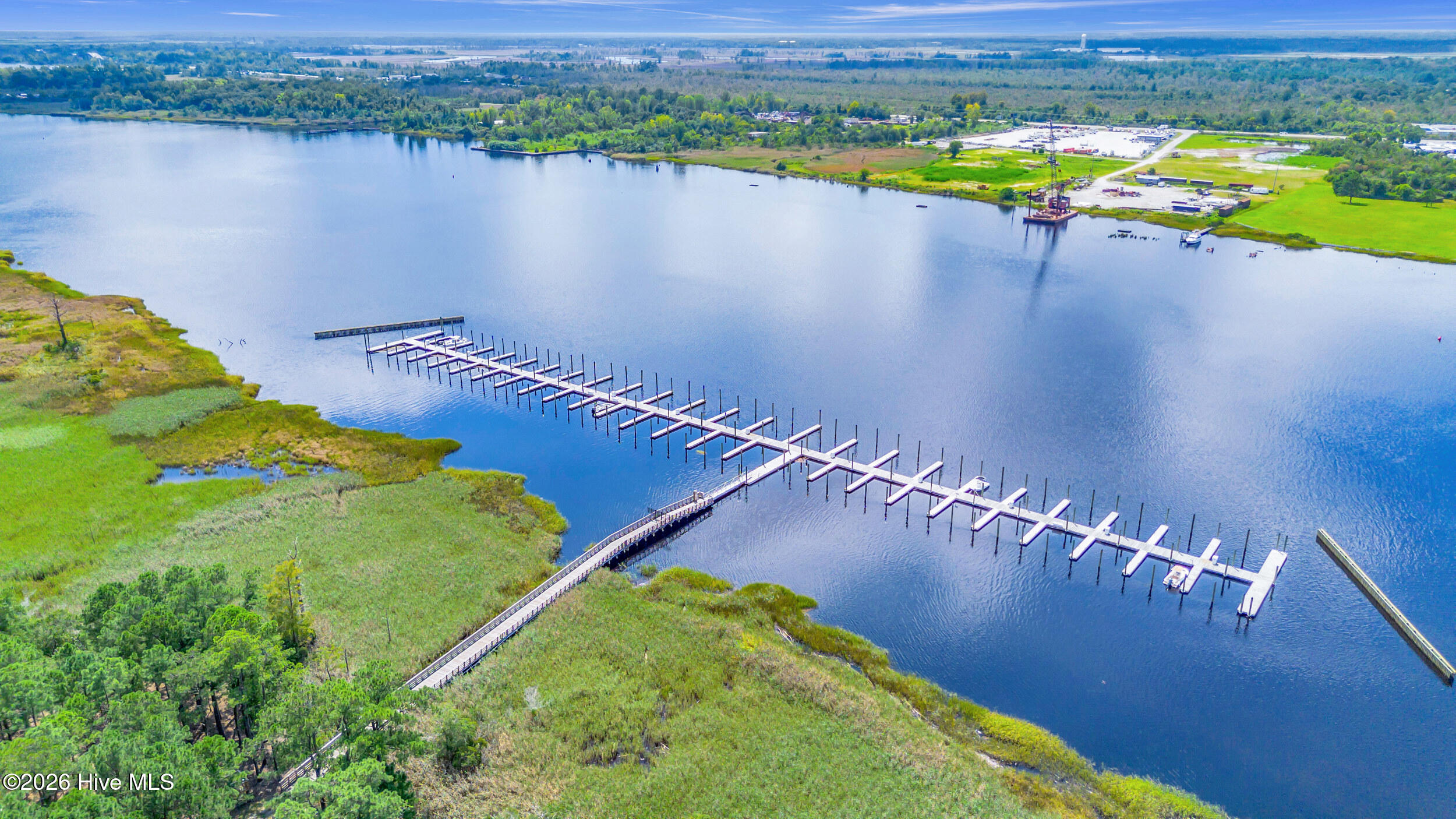 100562614 | Photo 42