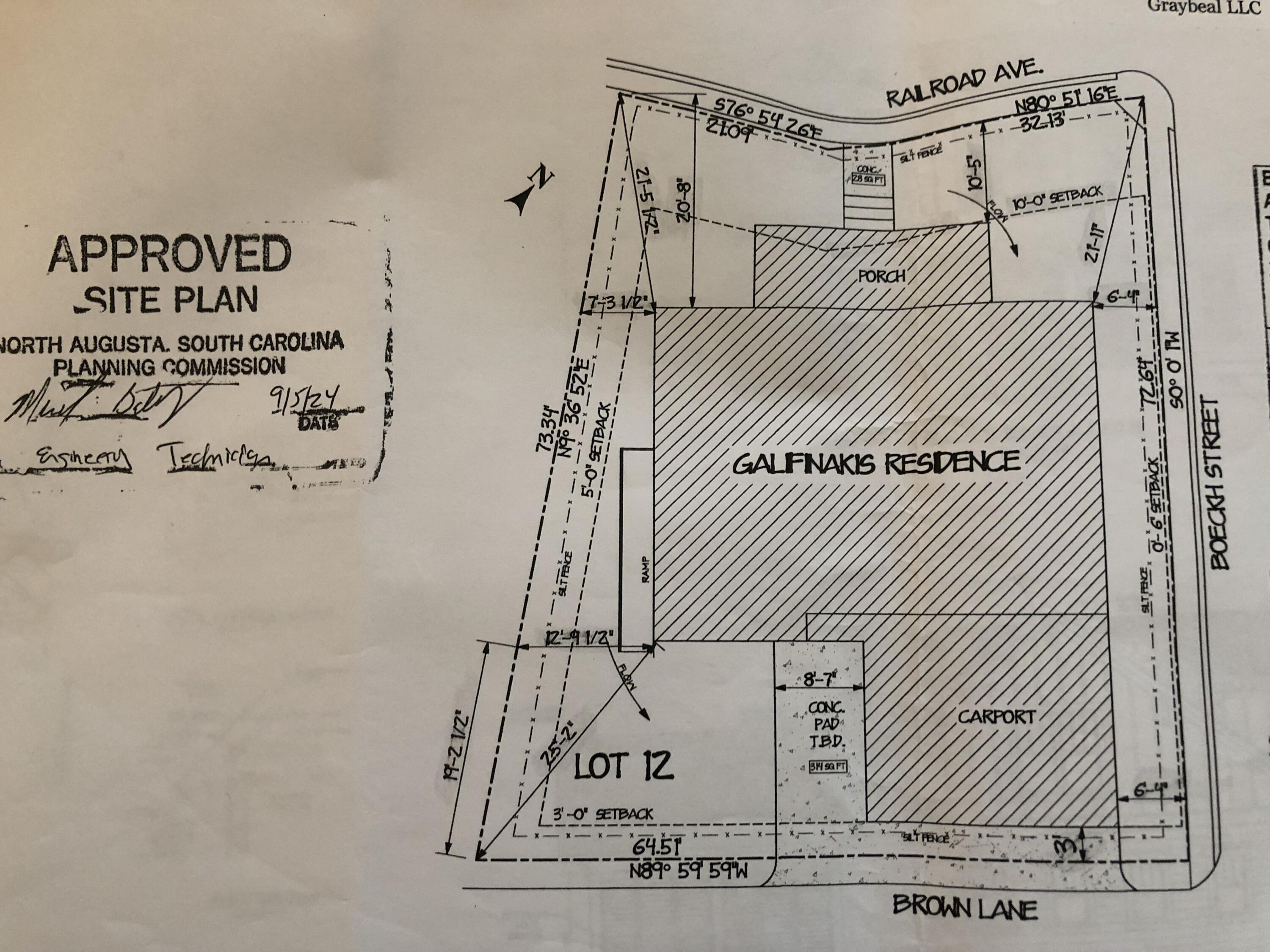 Floor plan on the lot