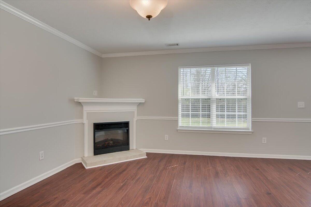 5043 Reynolds Way