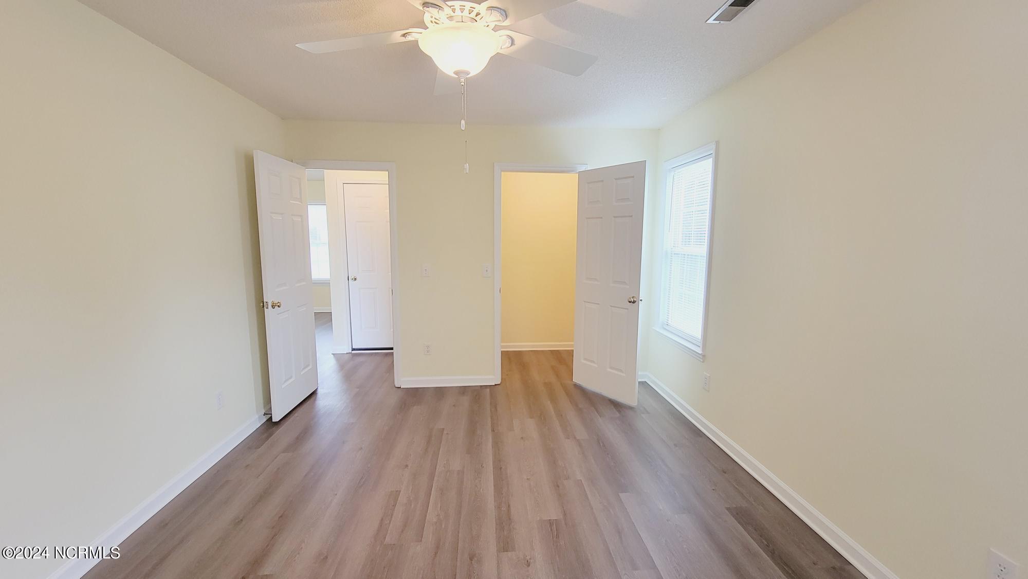 100548777 | Photo 10