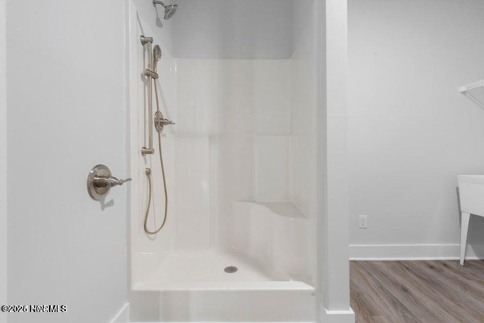 100510380 | Photo 28