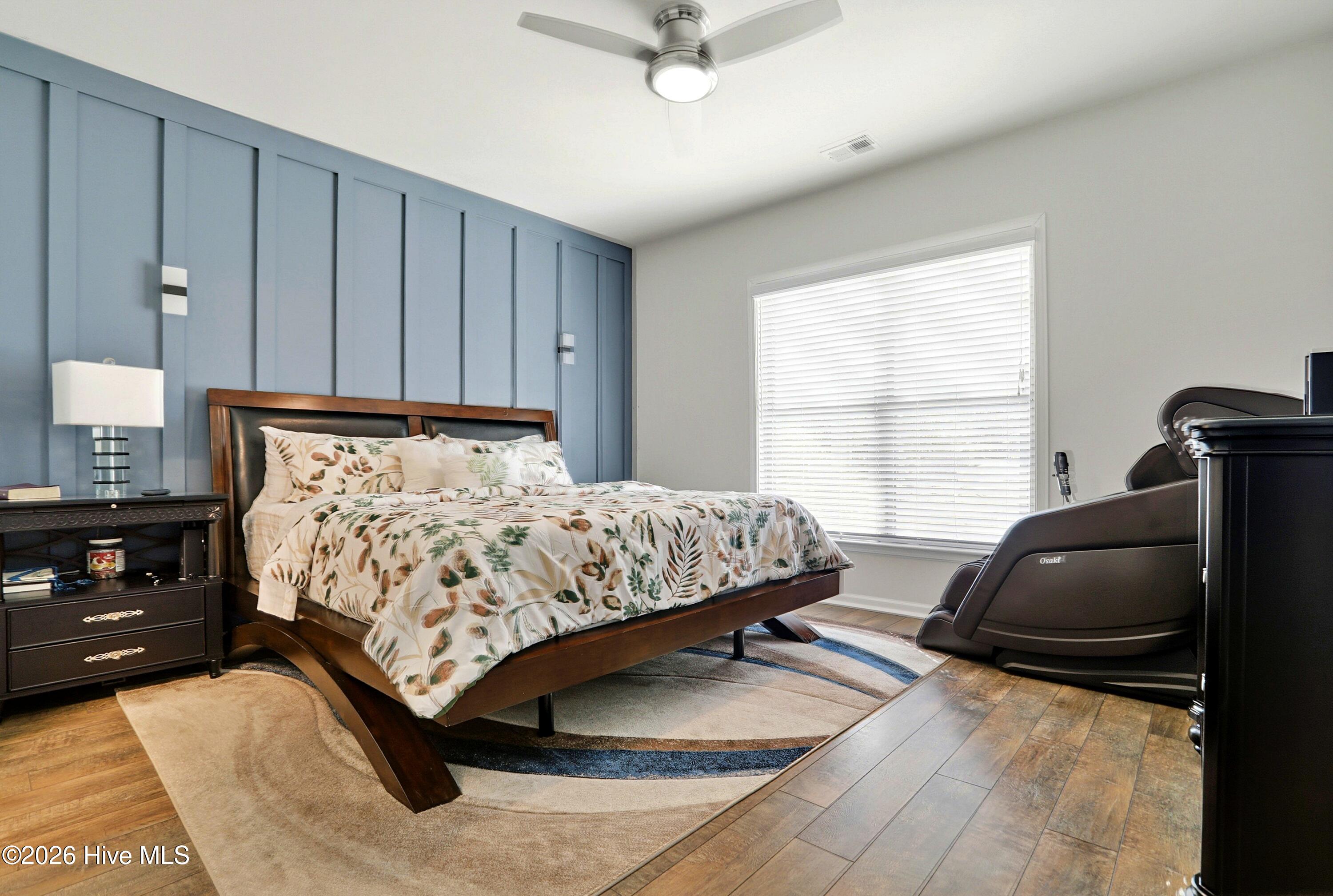 100549696 | Photo 26